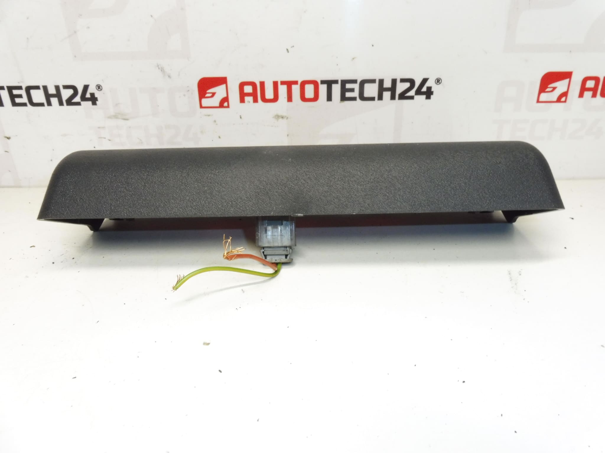 3e feu-stop Citroën C2 6351S6 – Image 2