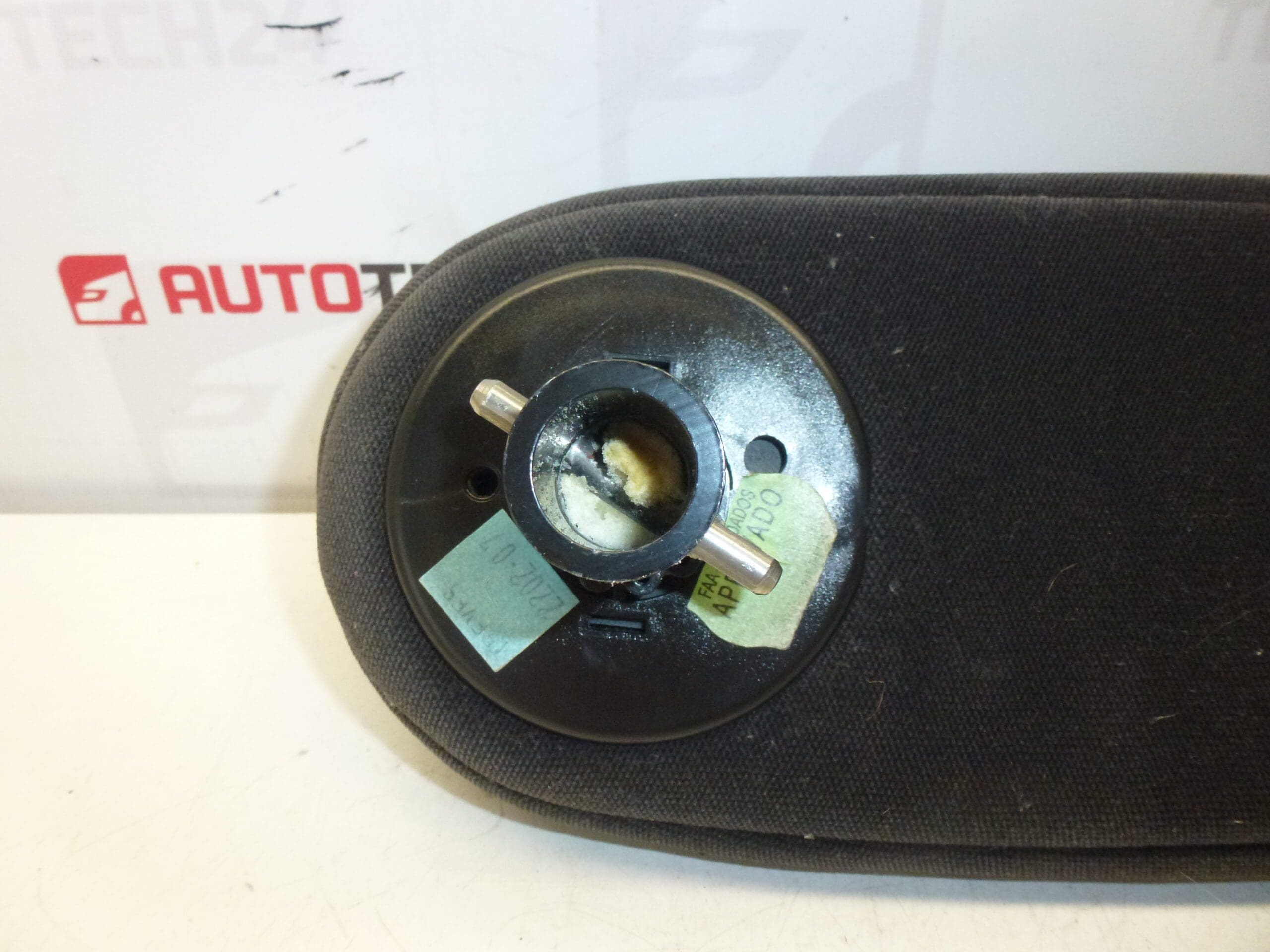 Accoudoir droit pour Citroën C5 8830QR – Image 2