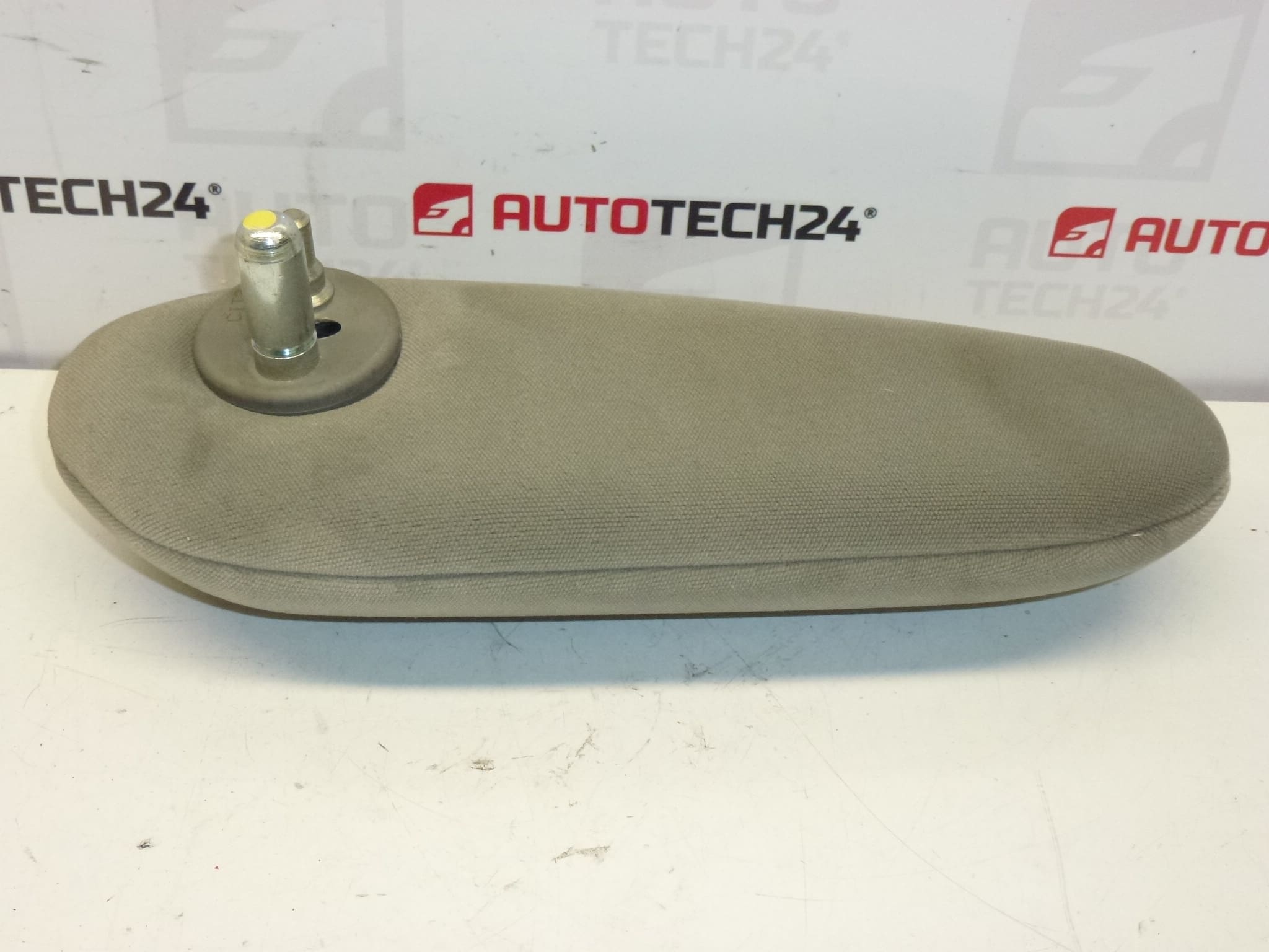 Accoudoir droit pour Peugeot/Citroën (PSA) 8830H3 – Image 2