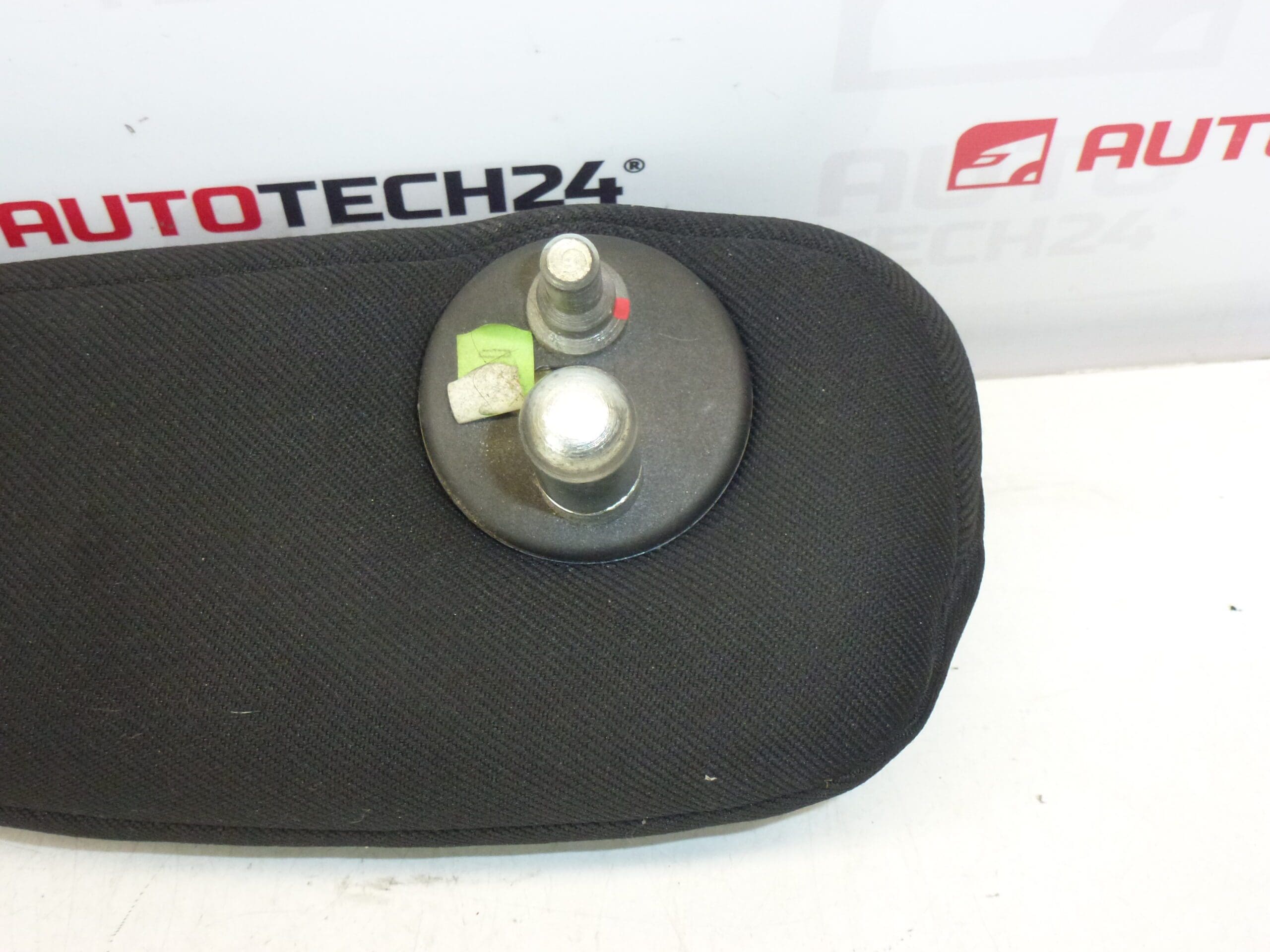 Accoudoir gauche noir pour Citroën/Peugeot 8830ST – Image 2