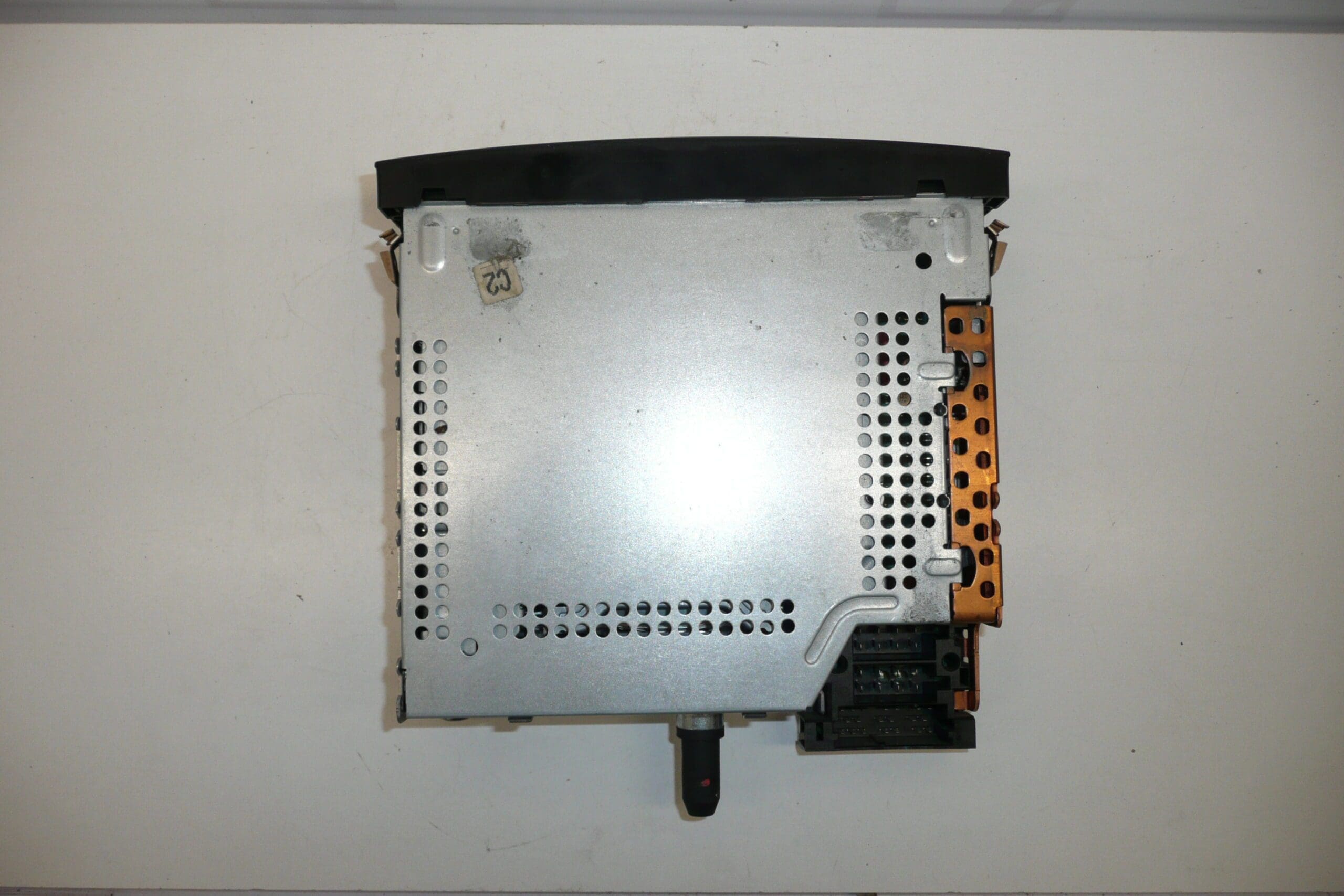 Autoradio avec lecteur CD pour Citroën/Peugeot 96545978XT – Image 2