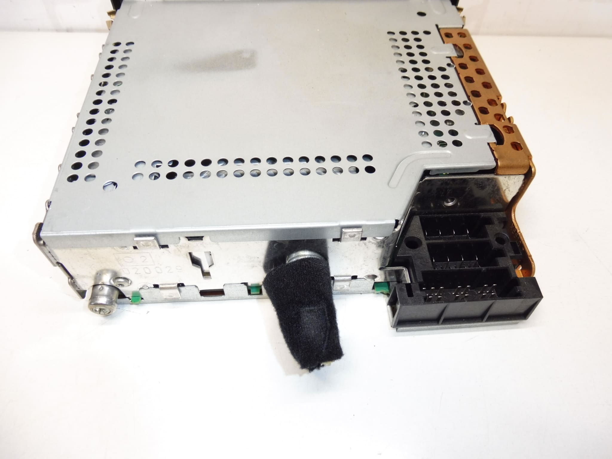 Autoradio d'occasion avec lecteur CD pour Citroën et Peugeot 96599990XT00 – Image 2