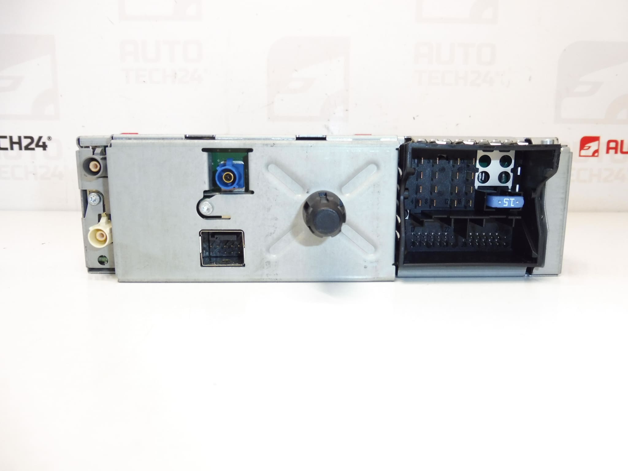 Autoradio Harman Becker RNEG 96751717XT 16064748XT 16095886XT – Image 2