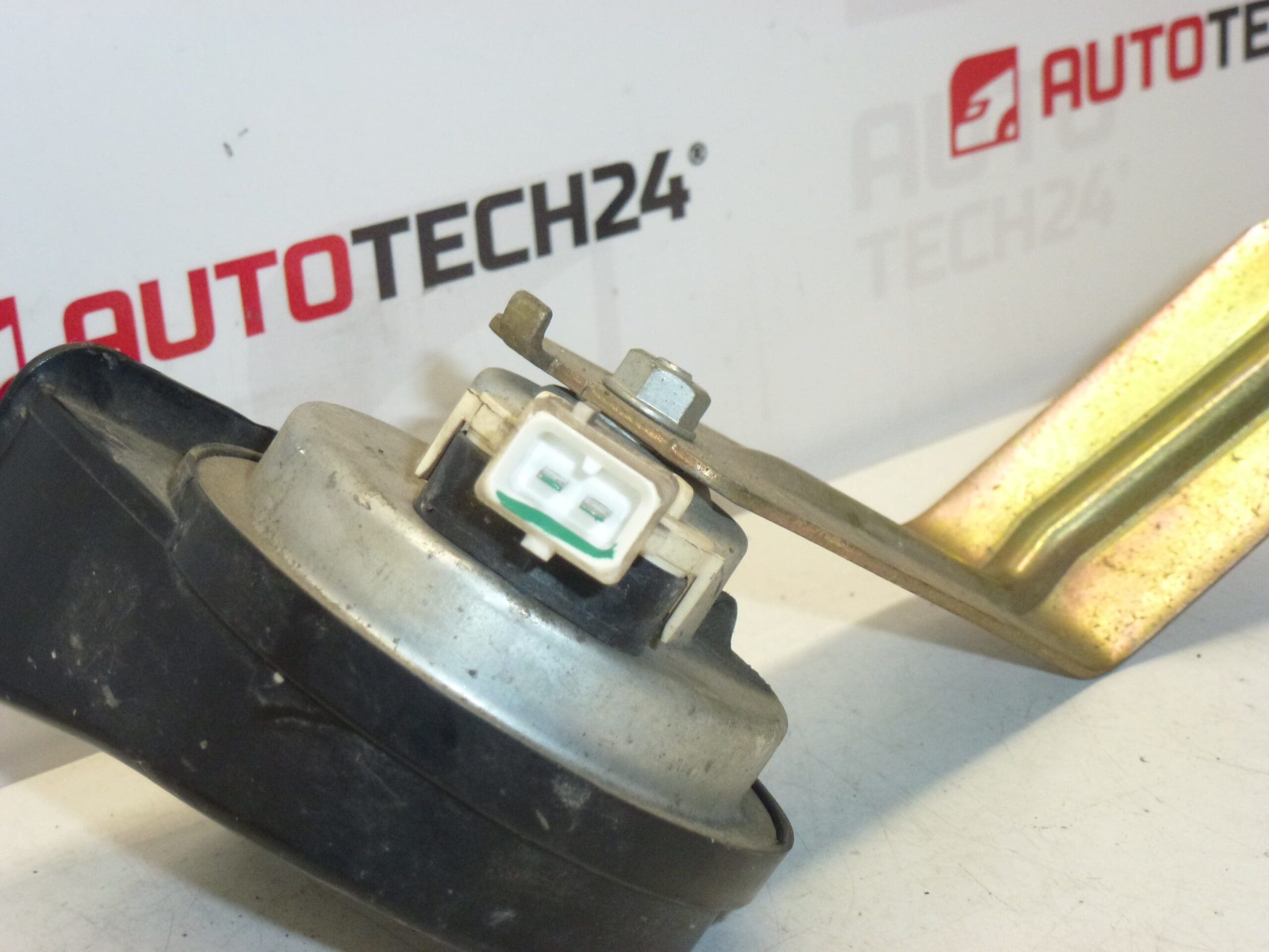 Avertisseur sonore (klaxon) avec support pour Citroën C2 et C3 6236E8 – Image 2