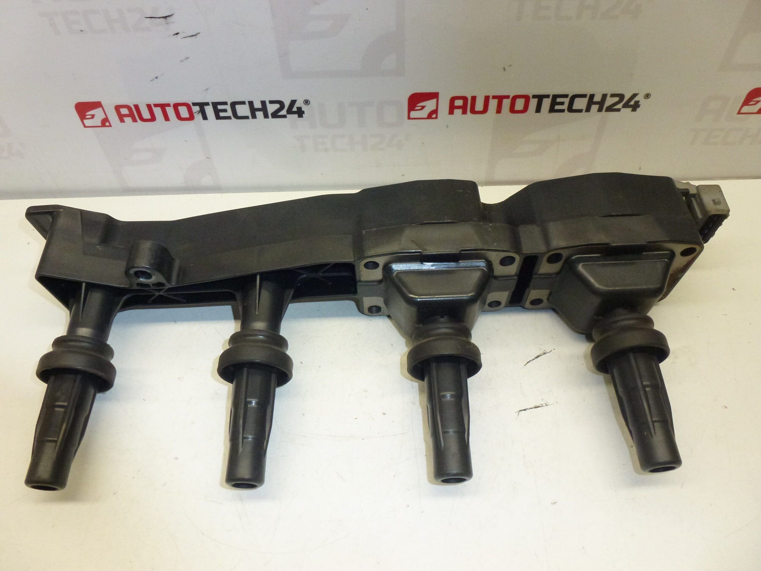 Bobine d'allumage 1.6 16V Citroën 9636337880 – Image 2