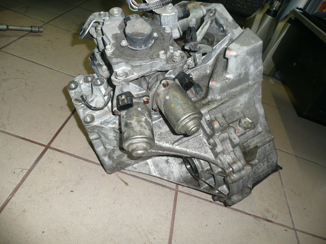 Boîte de vitesses robotisée SensoDrive complète pour Citroën et Peugeot, moteur 1.0i - référence 2222QF – Image 2