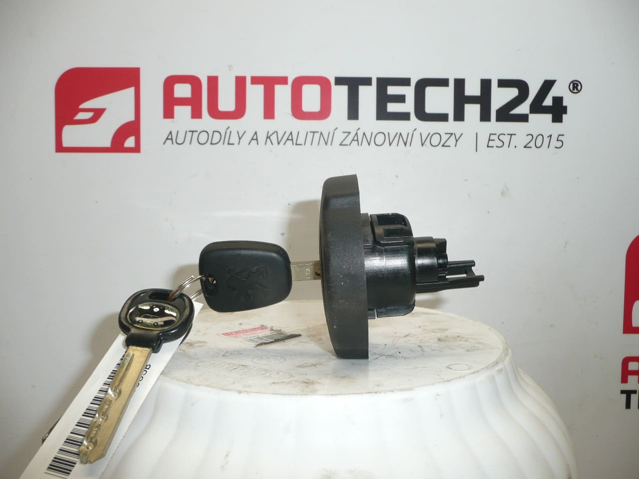 Bouchon de réservoir avec clé Citroën Peugeot 1508L7