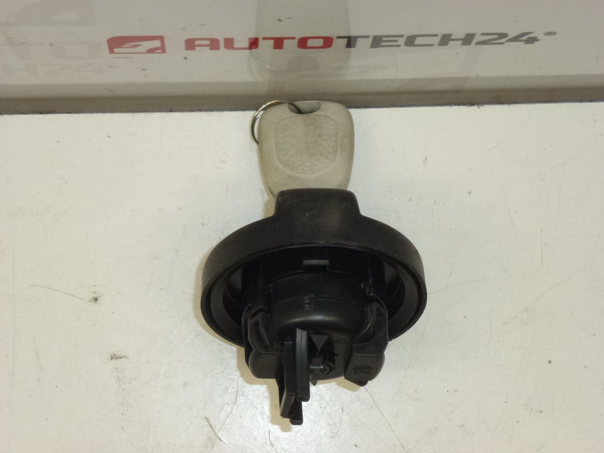 Bouchon De Réservoir Pour Citroën C2 C3 Pluriel 1508G0 – Image 2