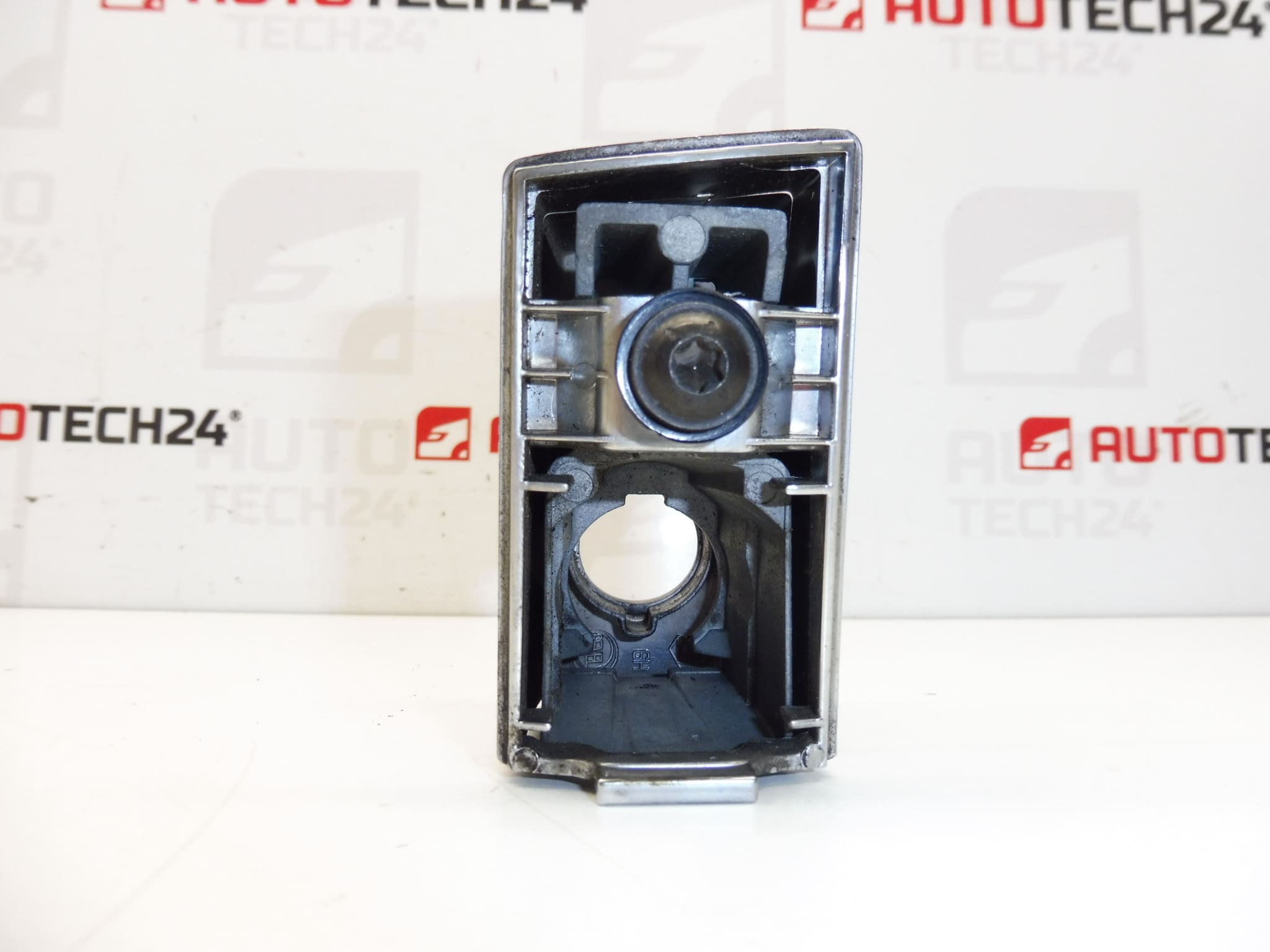 Couvercle de serrure de porte avant gauche pour Citroën et Peugeot chromé 9119Y7 – Image 2