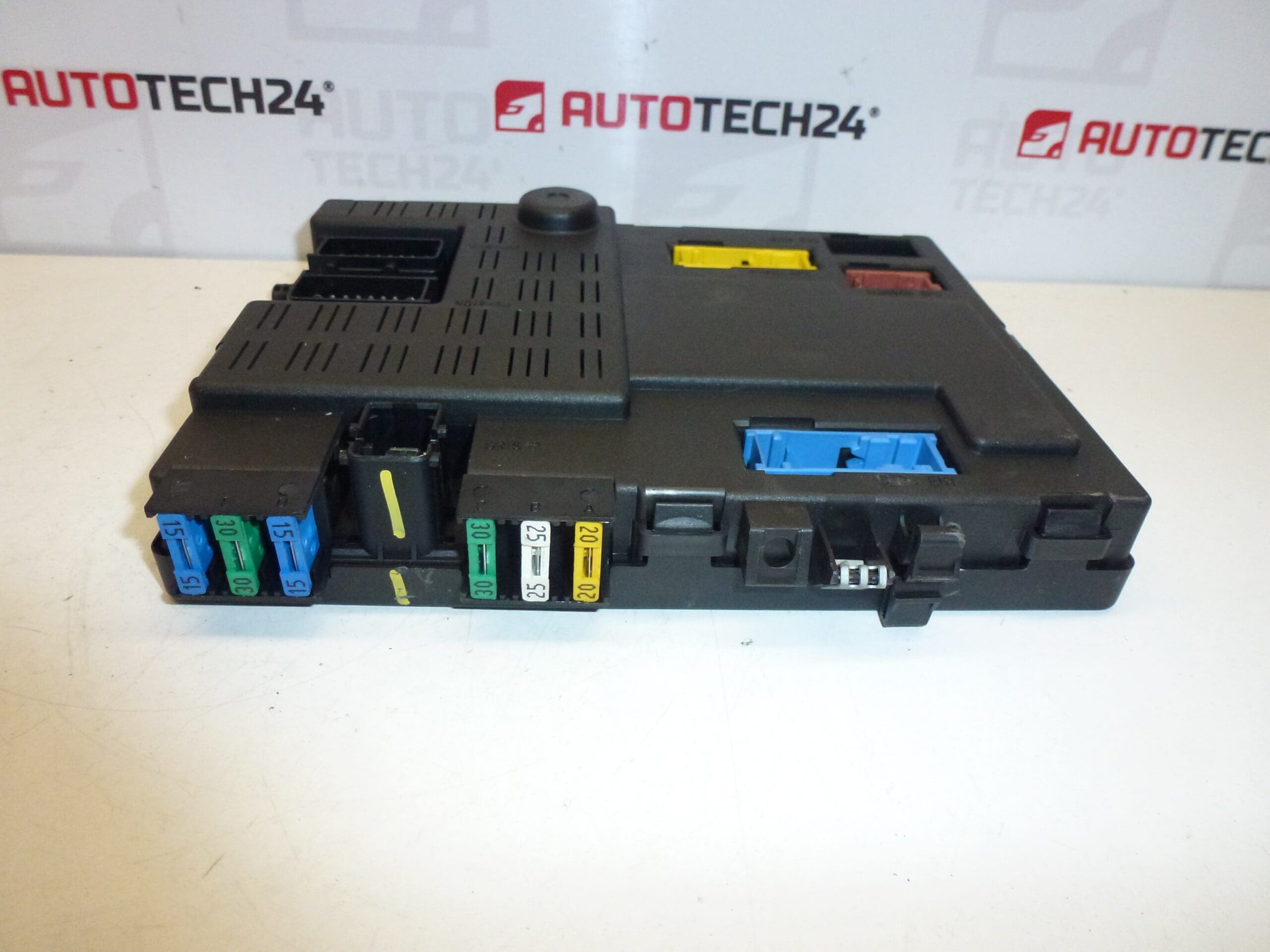 Unité de contrôle BSI Valeo boîtier M4 9642409880 – Image 2