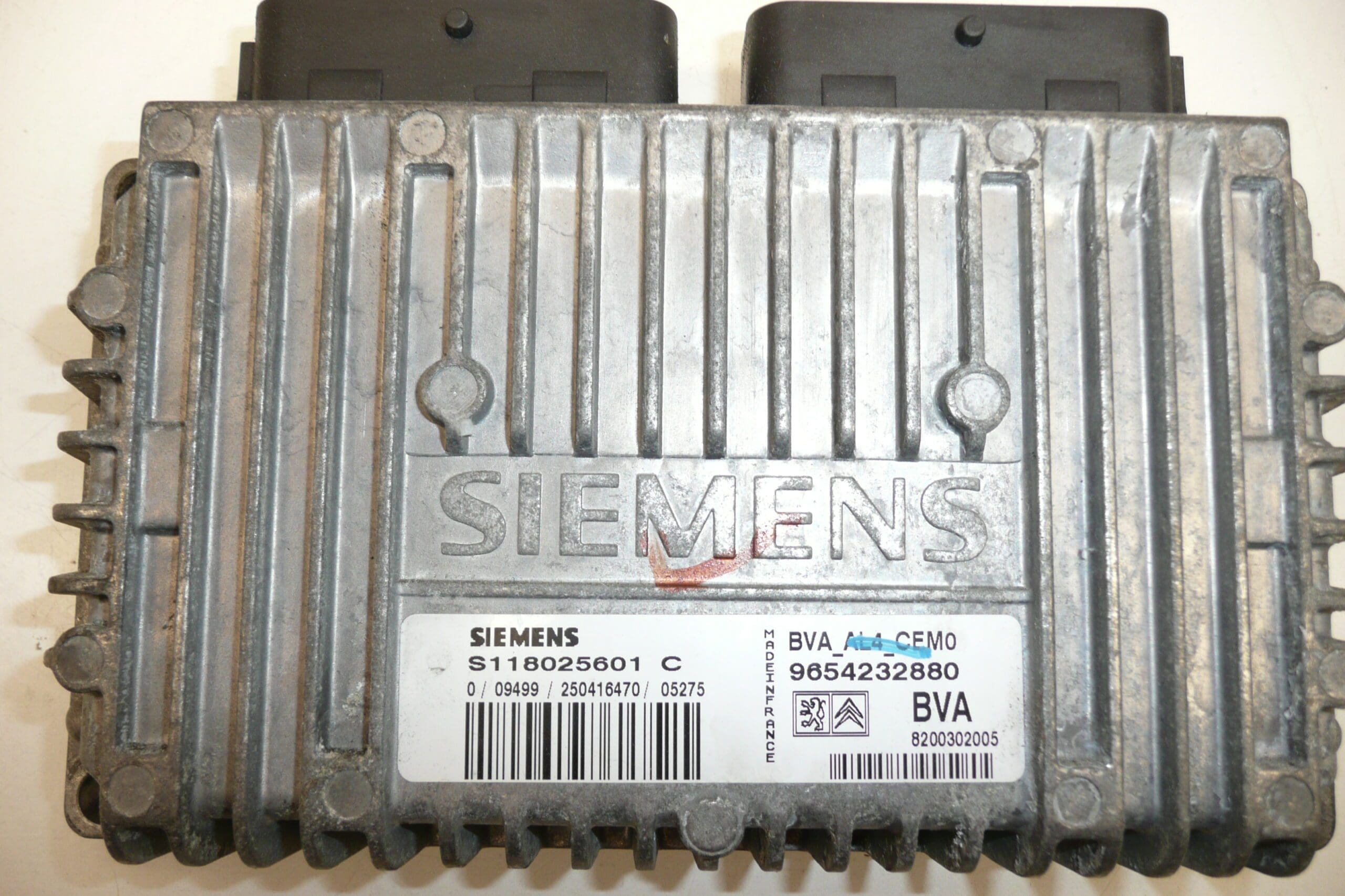 ECU Siemens Citroën Peugeot 9654232880 S118025601 25290C – Image 2