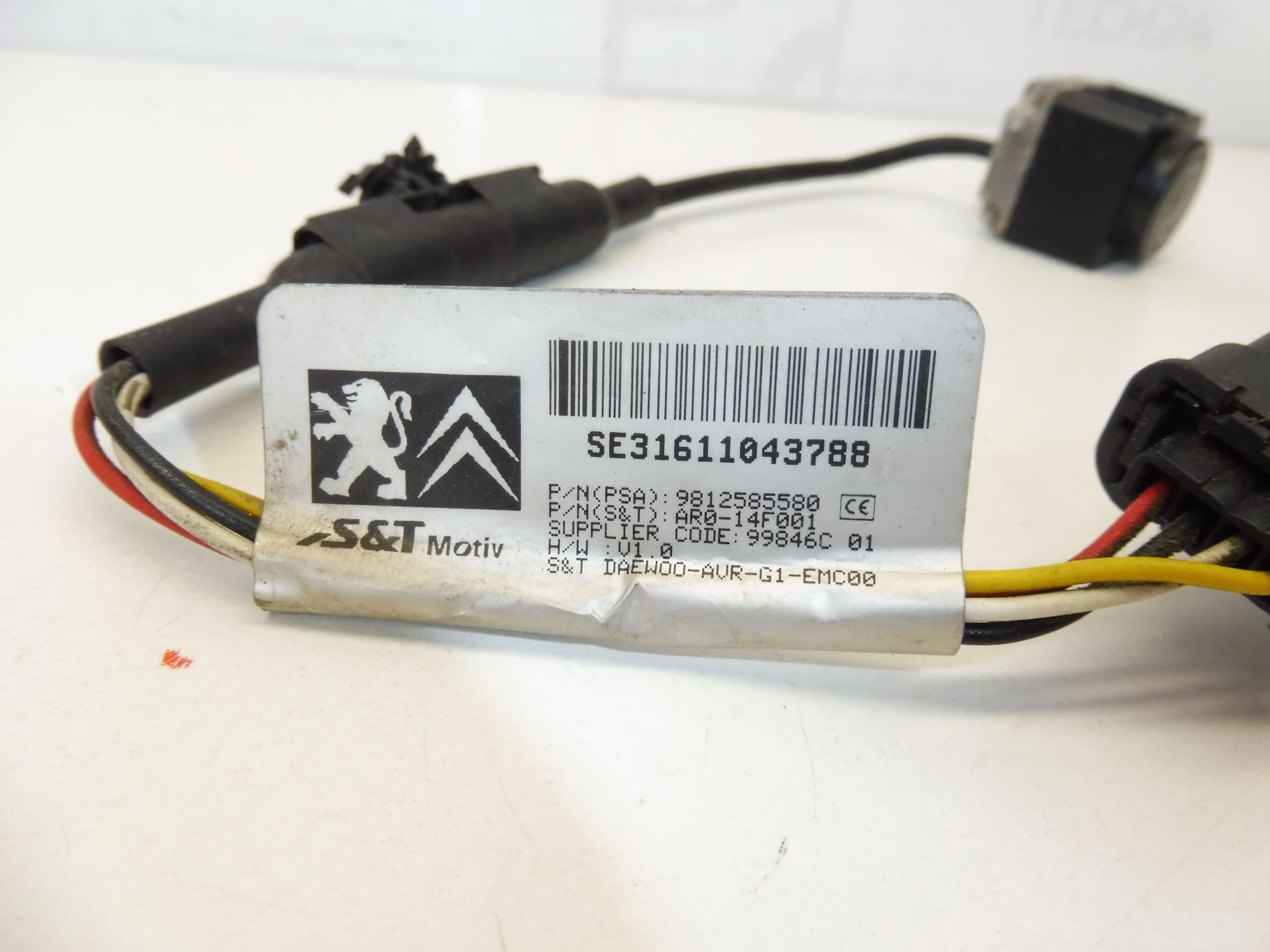 Caméra de recul Citroën/Peugeot 9812585580 – Image 2