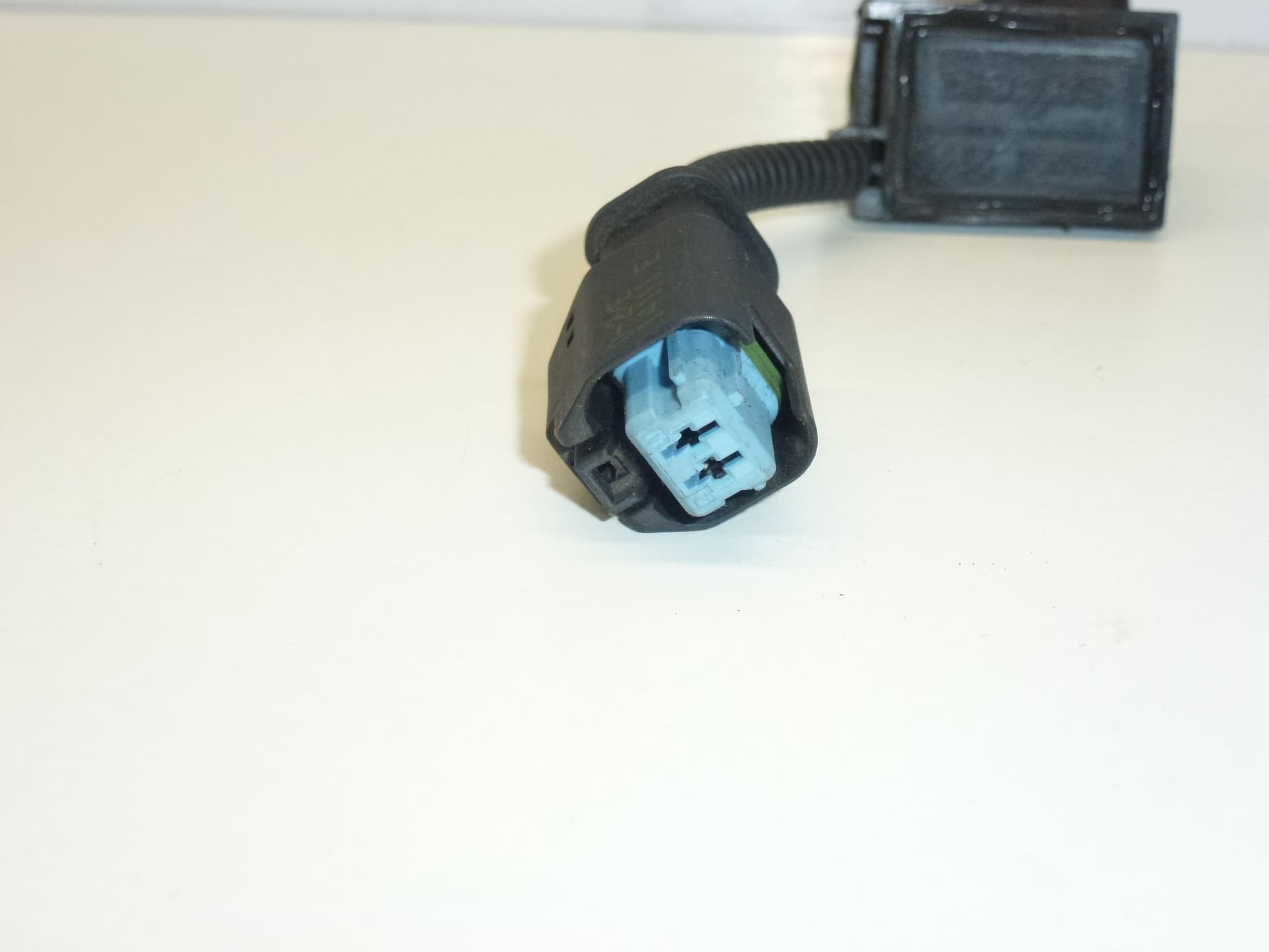 Capteur 1.6 e-HDi Citroën Peugeot 9689058080 9689057280 – Image 2