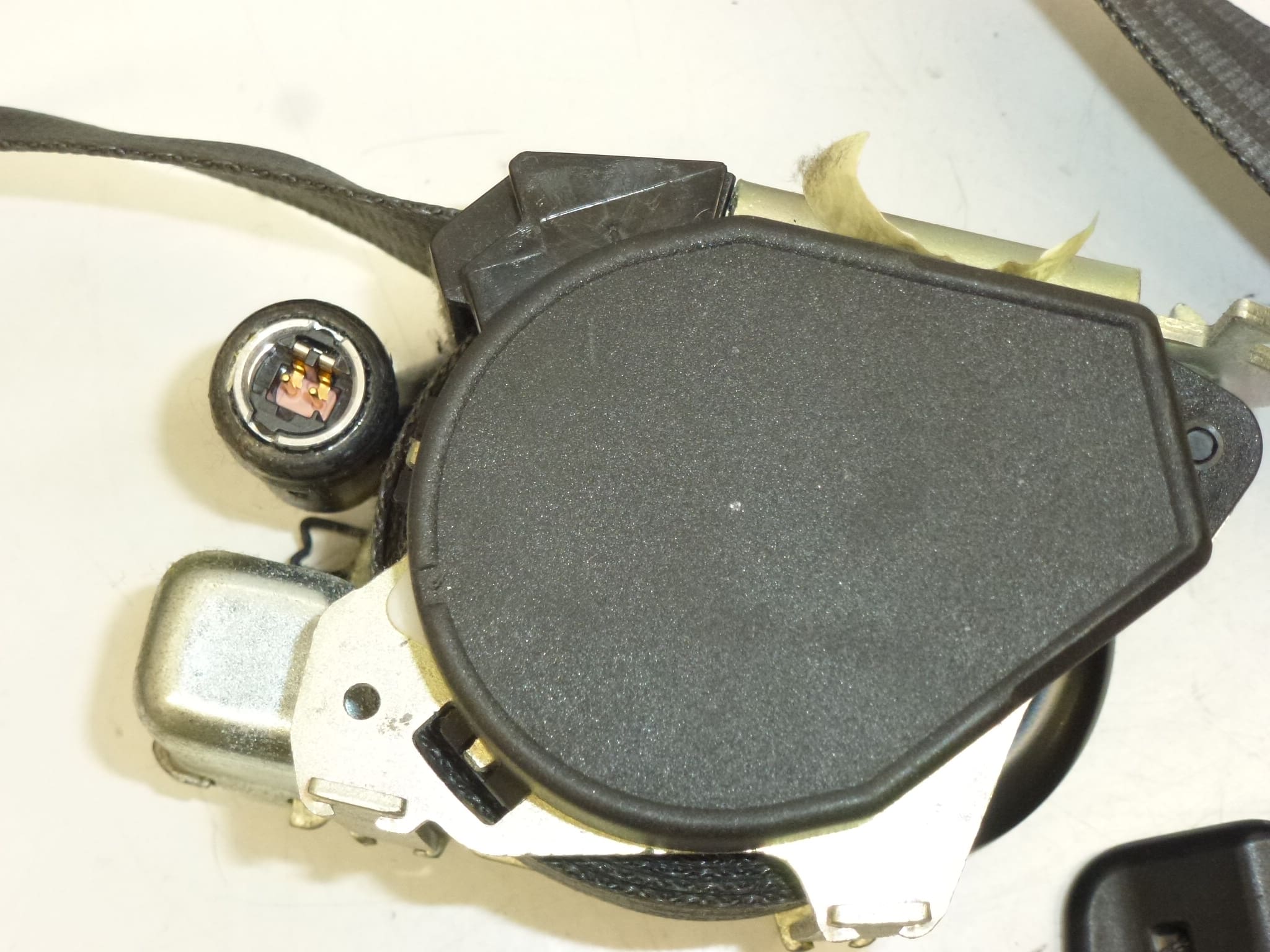 Sangle de ceinture de sécurité droite pour passager Peugeot 207 96863715XX 8975JW – Image 2