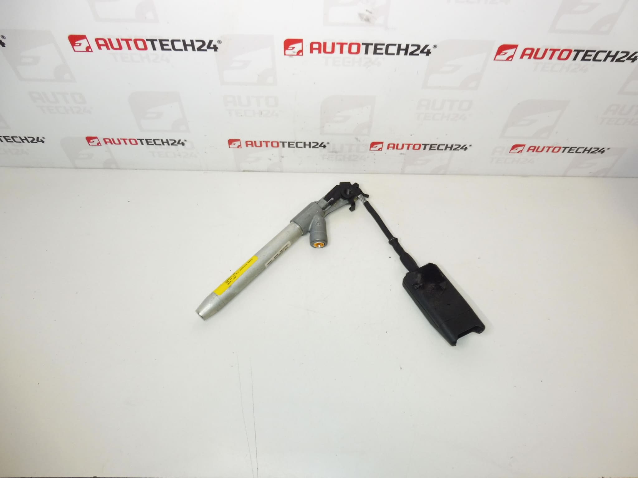 Ceinture pyro gauche Citroën C4 Picasso 9657326377 8974XZ