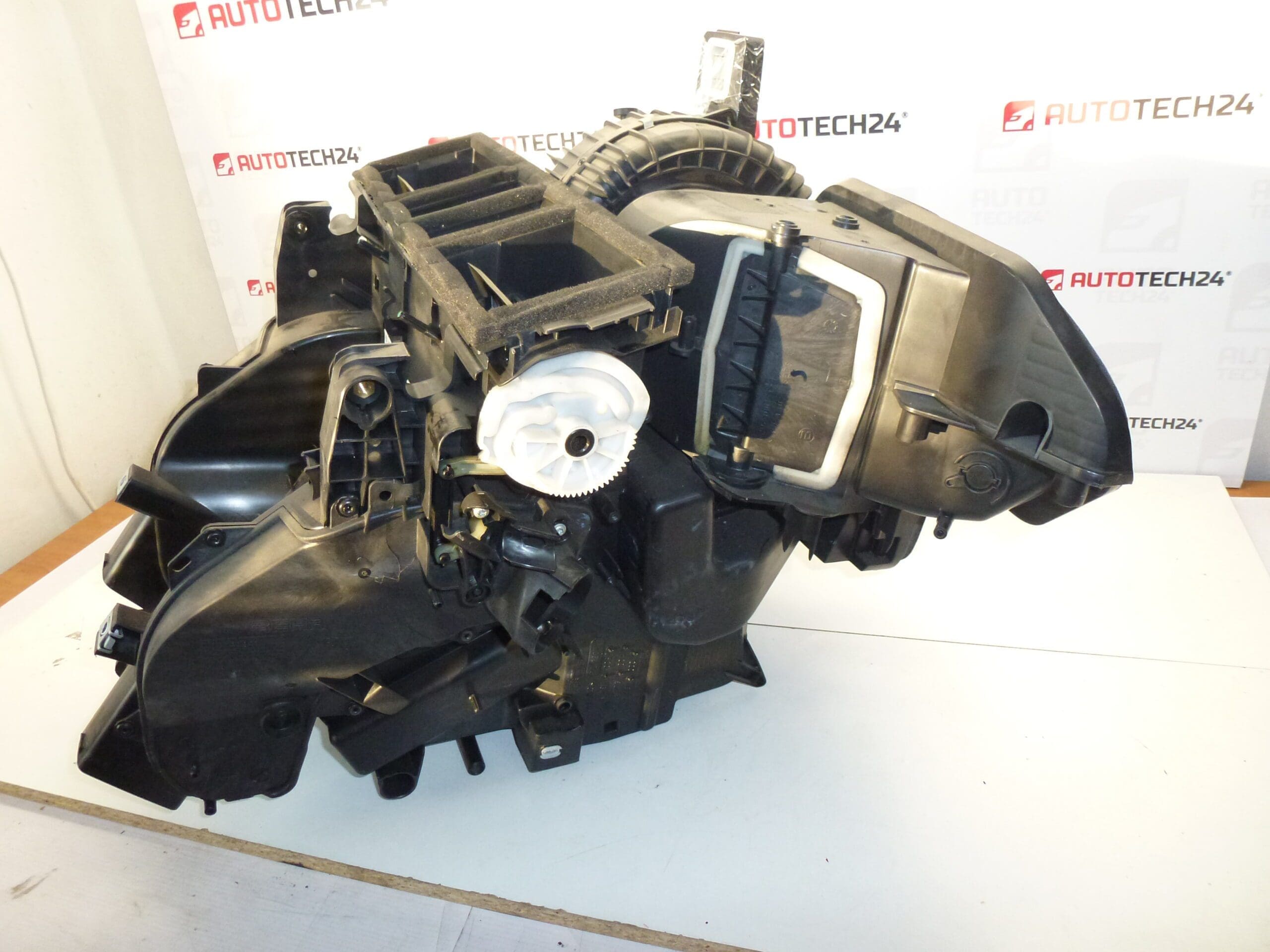 Agrégat de chauffage et de climatisation Citroën C5 III (X7) - 9671485880 / 6480C9 – Image 2