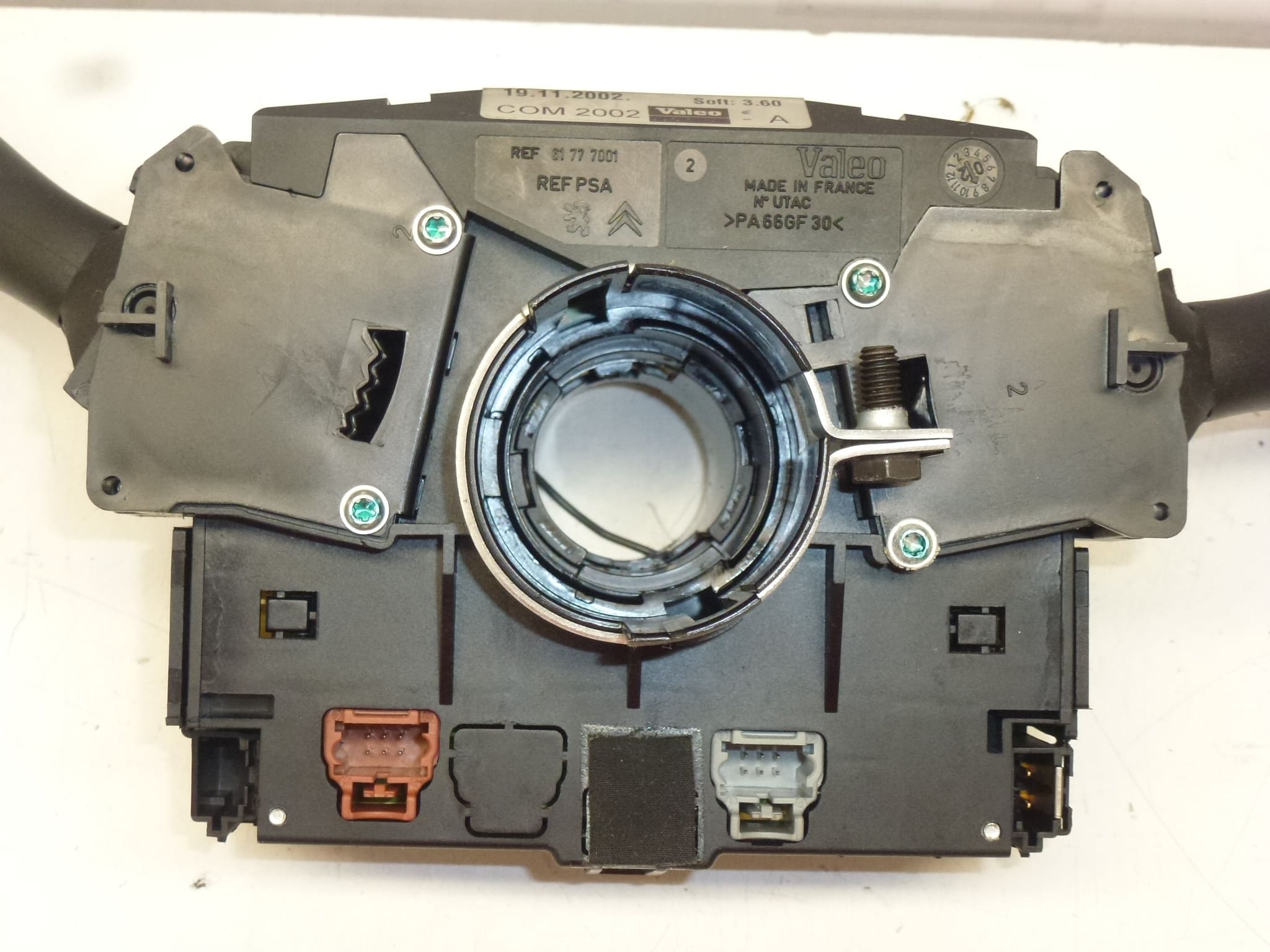 Commandes Sous-Volant Citroën Peugeot 96474013XT 6239W8 – Image 2