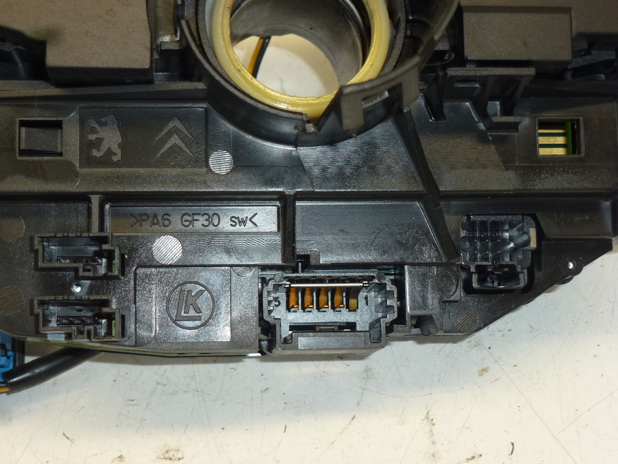 Commandes de levier sous le volant pour Citroën / Peugeot 9663616XT 6242WS – Image 2