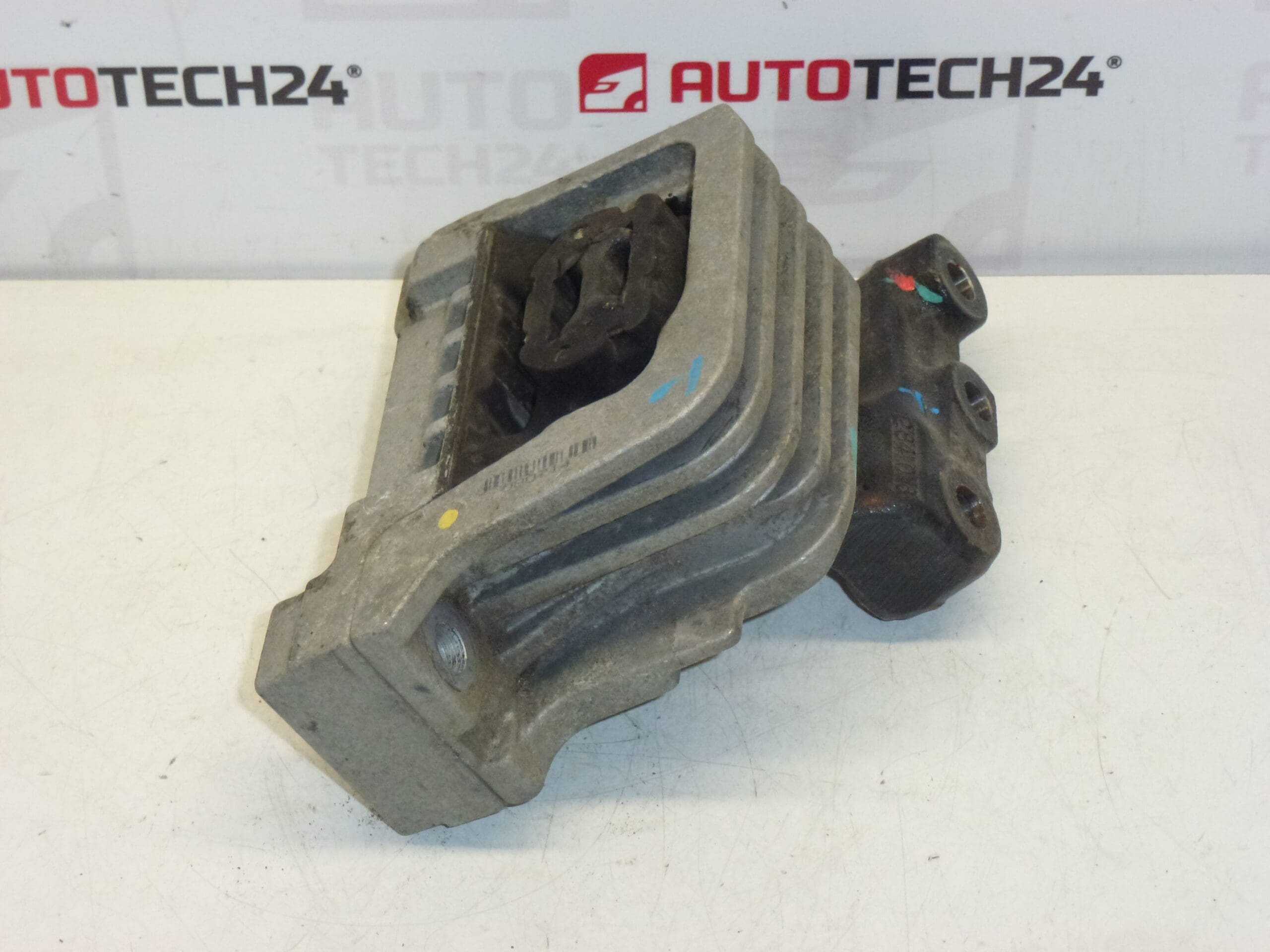 Support Moteur Citroën Peugeot 9680119880 1807AV – Image 2