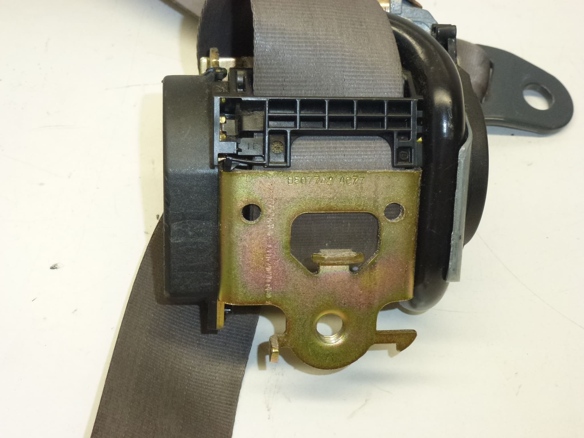 Ceinture avant gauche Citroën Xsara Picasso 96314387XX 8974C8 – Image 2