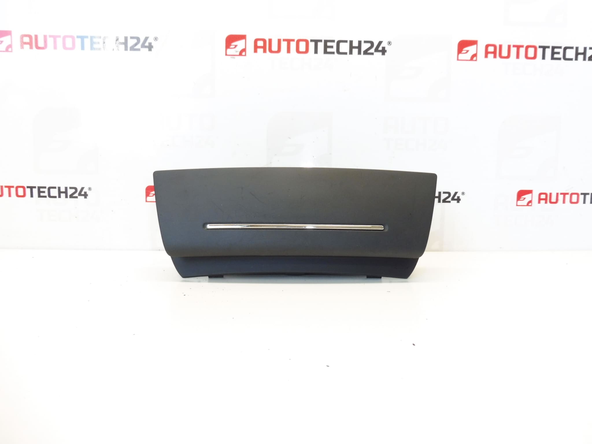 Coffre de rangement central Citroën C5 X7 9682460077 7589YQ 7591GR