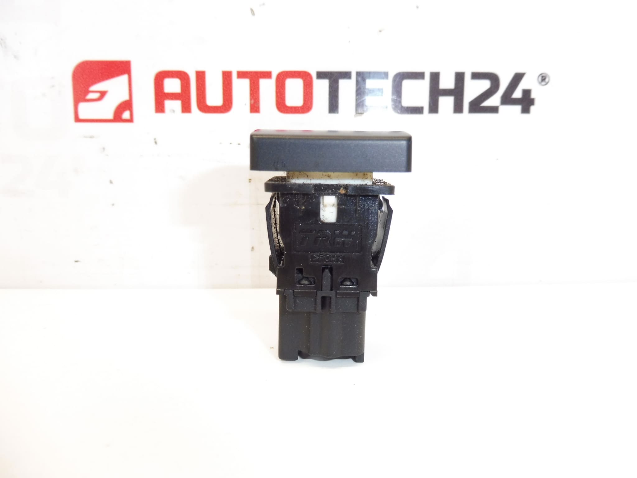 Commande de chauffage de siège d'occasion pour Citroën/Peugeot réf. 9629649177 8904TW – Image 2