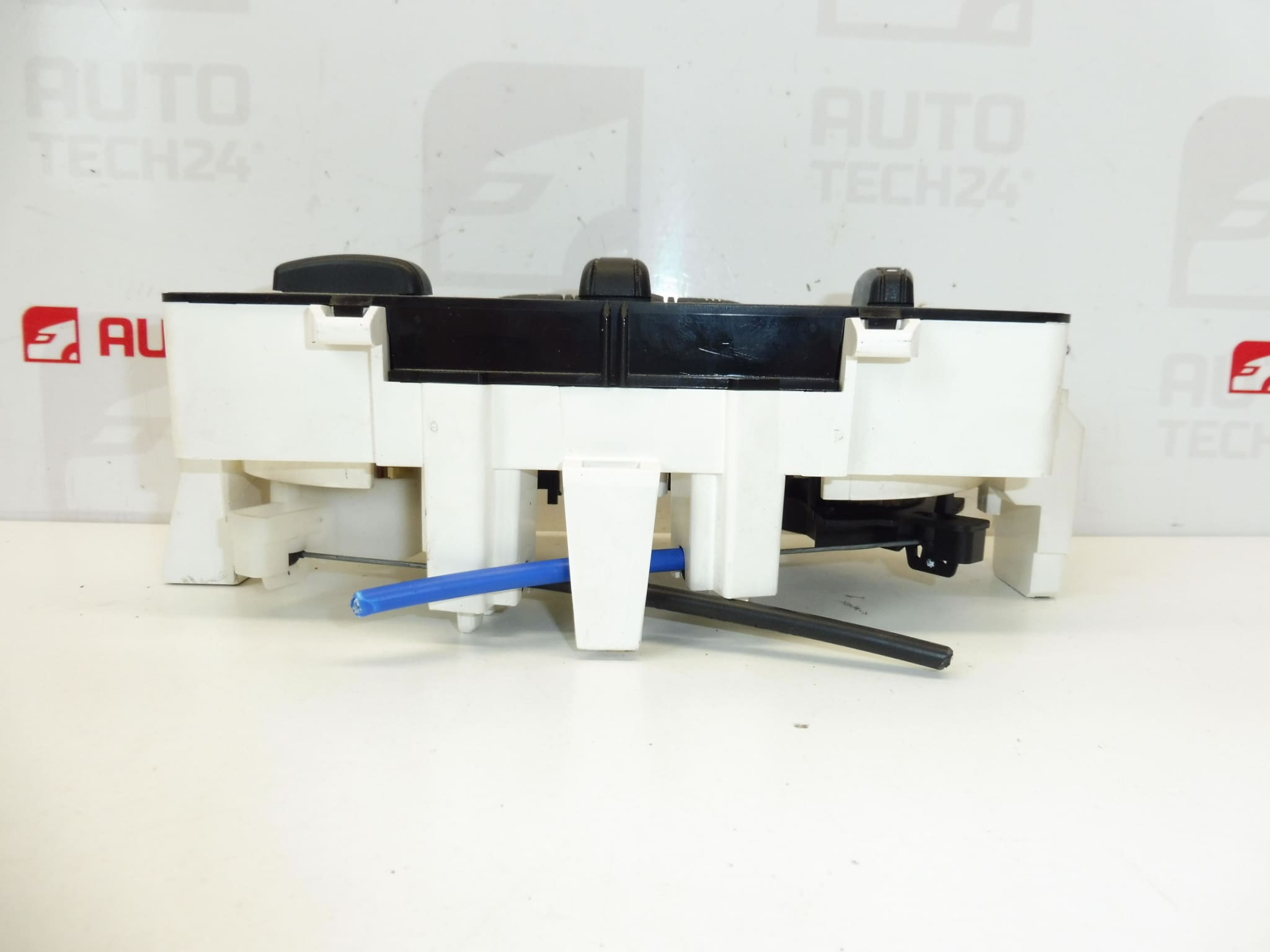 Commande de chauffage et de climatisation pour Citroën C2/C3 — Réf. N101753H 6452F8 (d'occasion) – Image 2