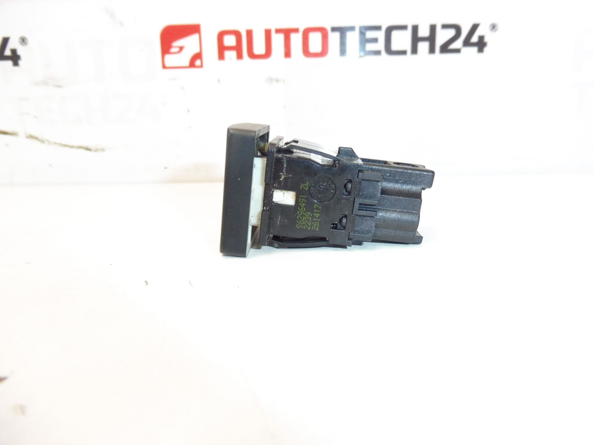 Commande de chauffage de siège pour Citroën/Peugeot 96296491ZL 8904TW – Image 2