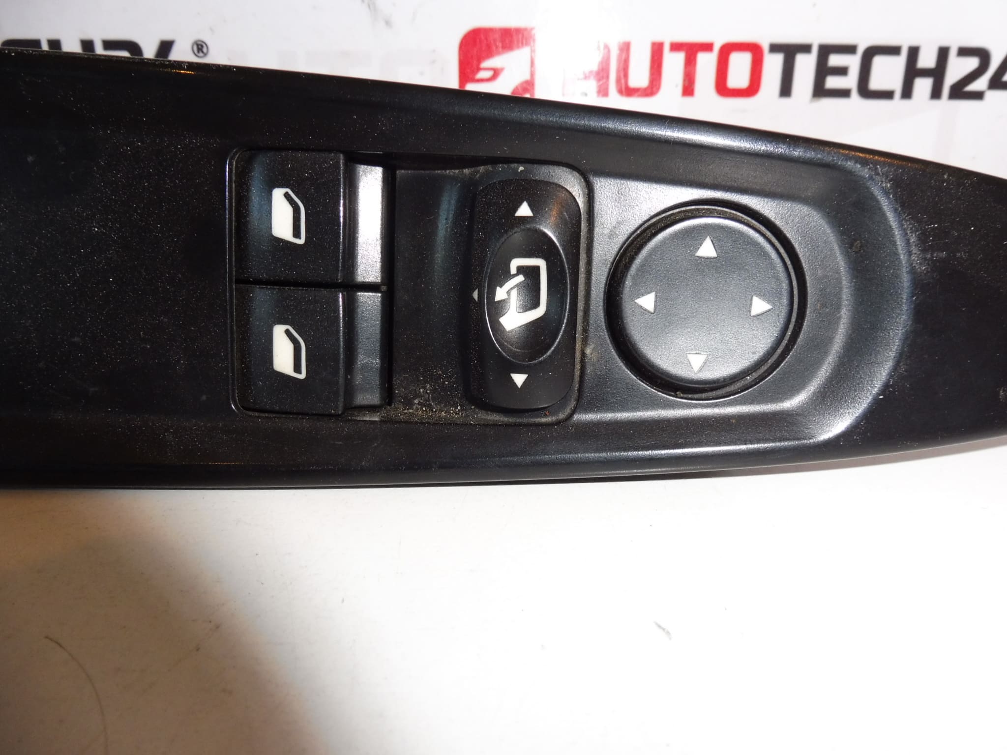 Interrupteur de lève-vitre pour Citroën C4 6554HC – Image 2