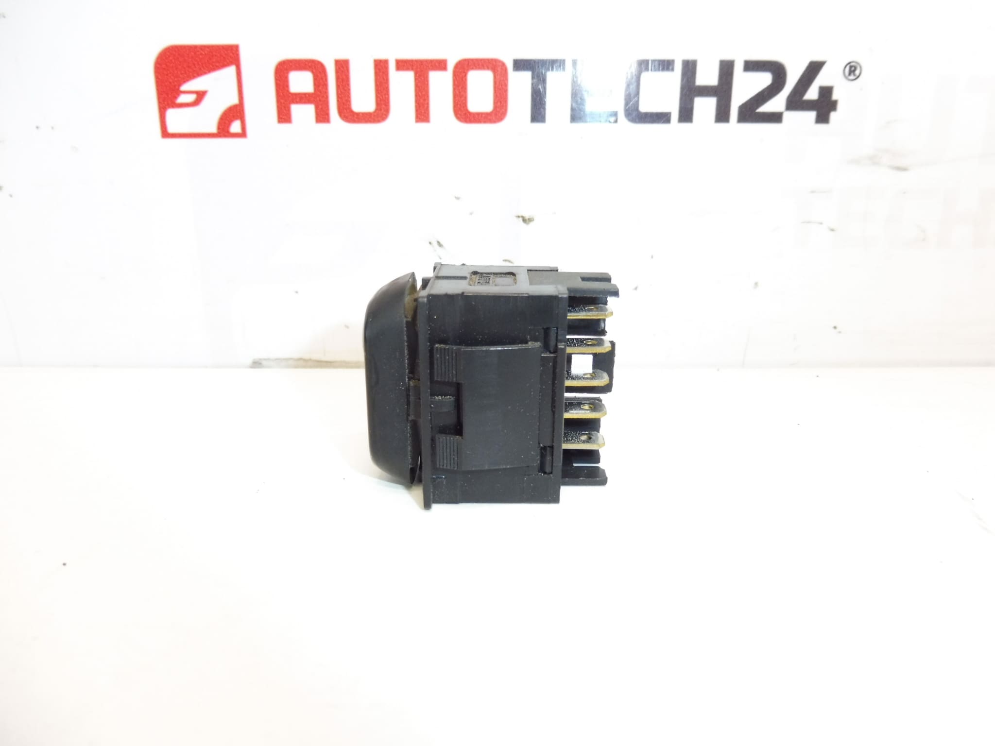 Commande de lève-vitre Citroën Peugeot 6552KT – Image 2
