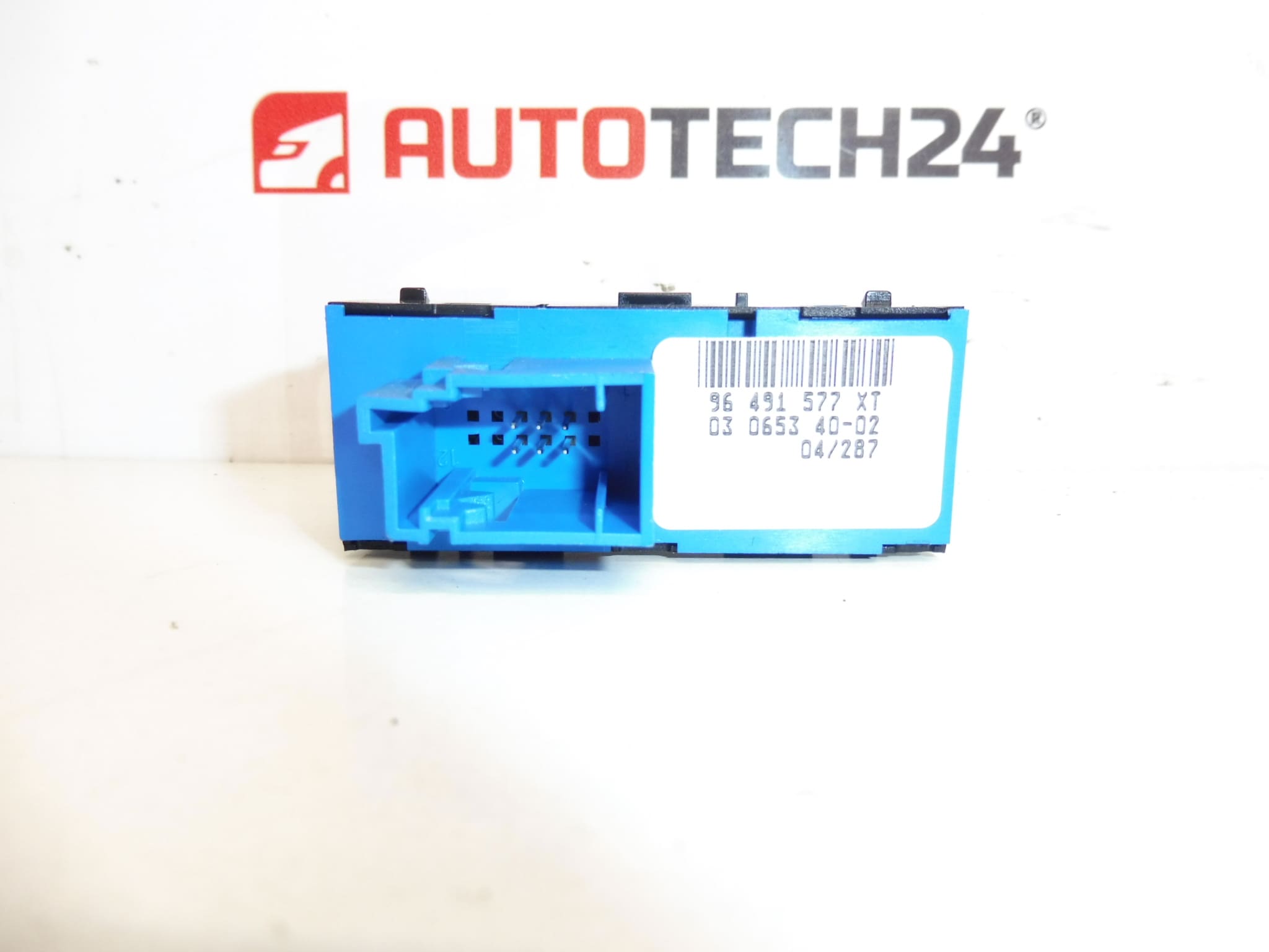 Interrupteur ESP pour Peugeot 407 96491577XT 6554EZ – Image 2