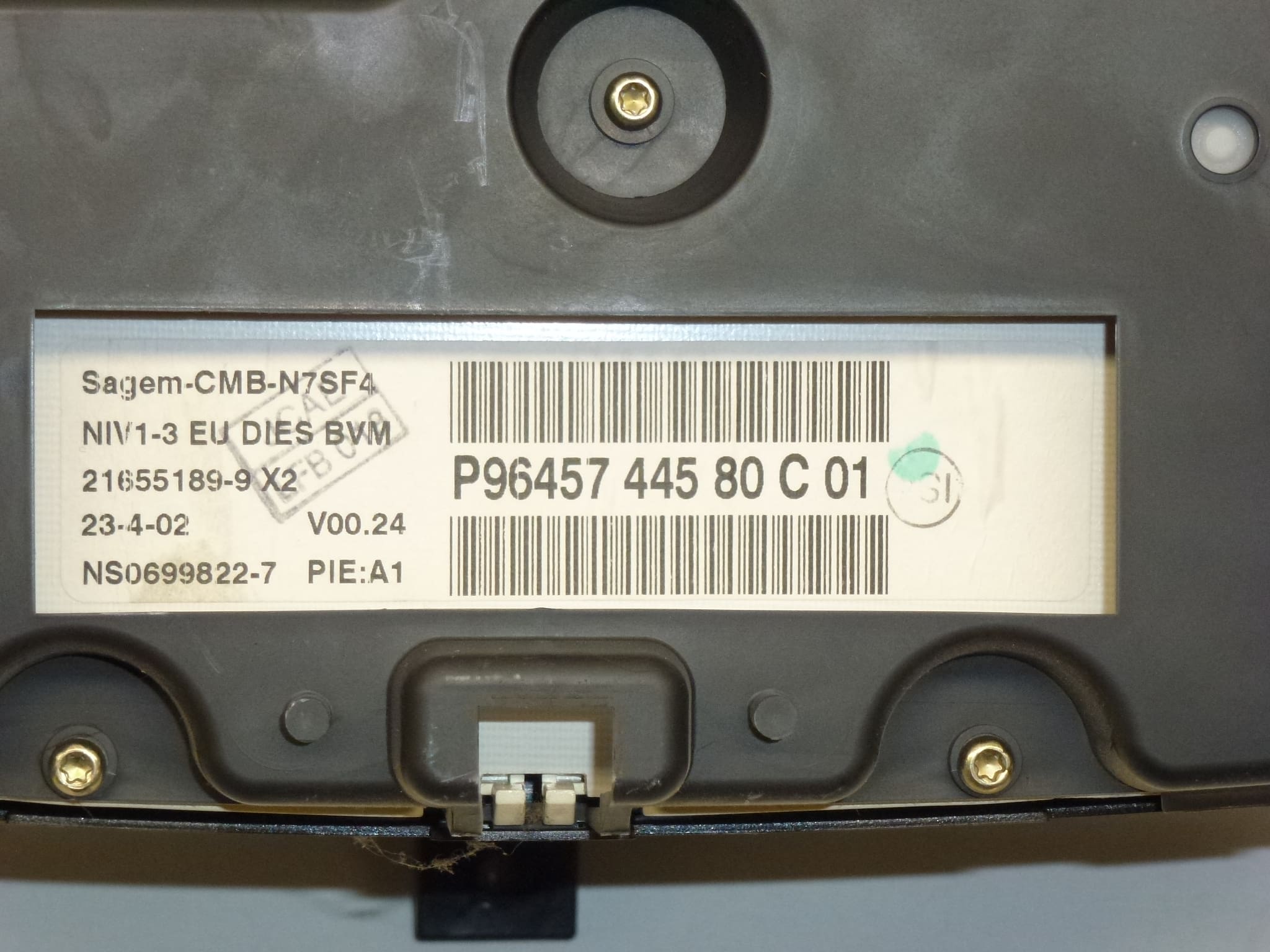 Compteur kilométrique d'occasion 212 000 km Citroën Xsara Sagem 9645744580 6104SJ – Image 2