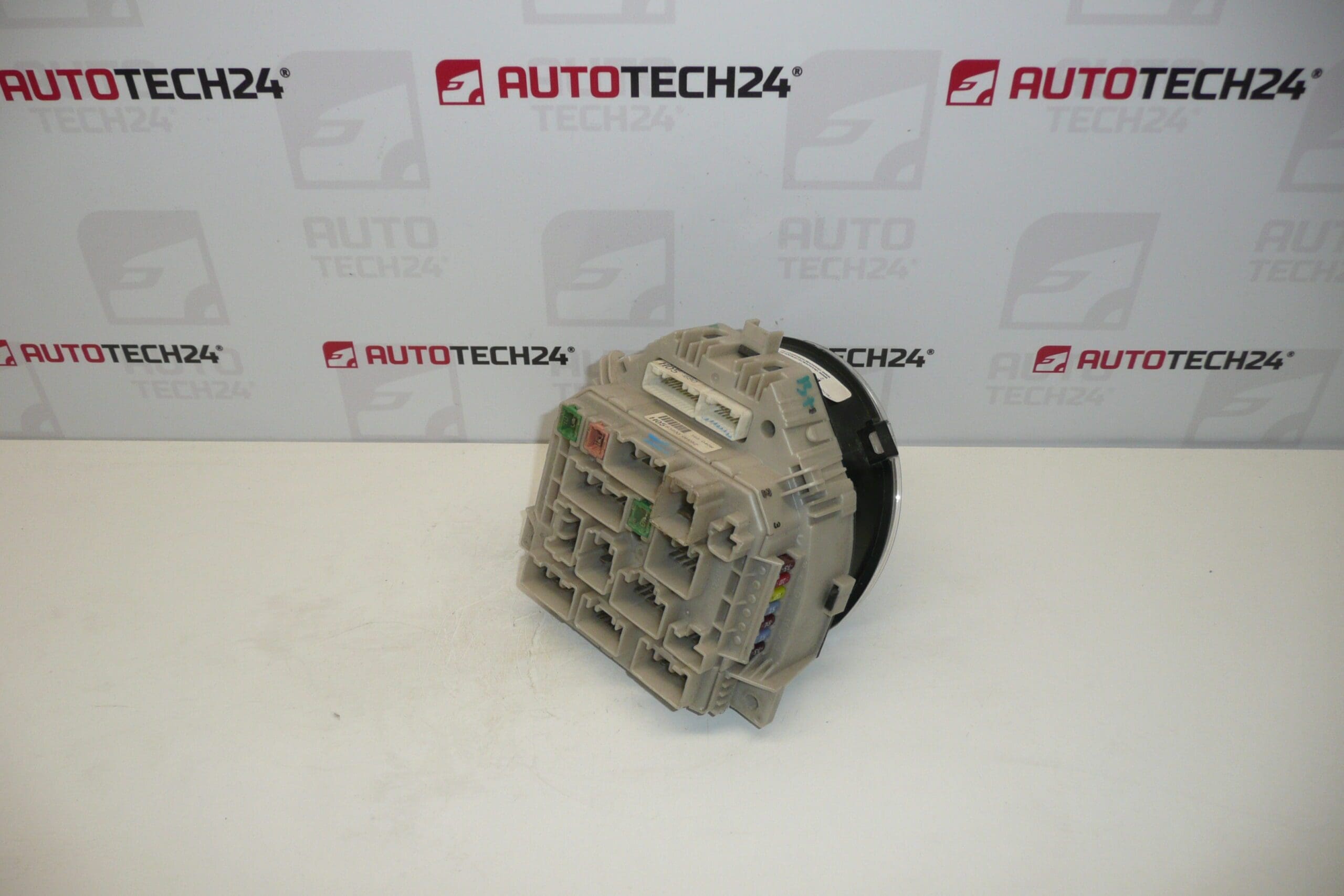 Compte-tours Citroën C1 Peugeot 107 83800-0H052 – Image 2