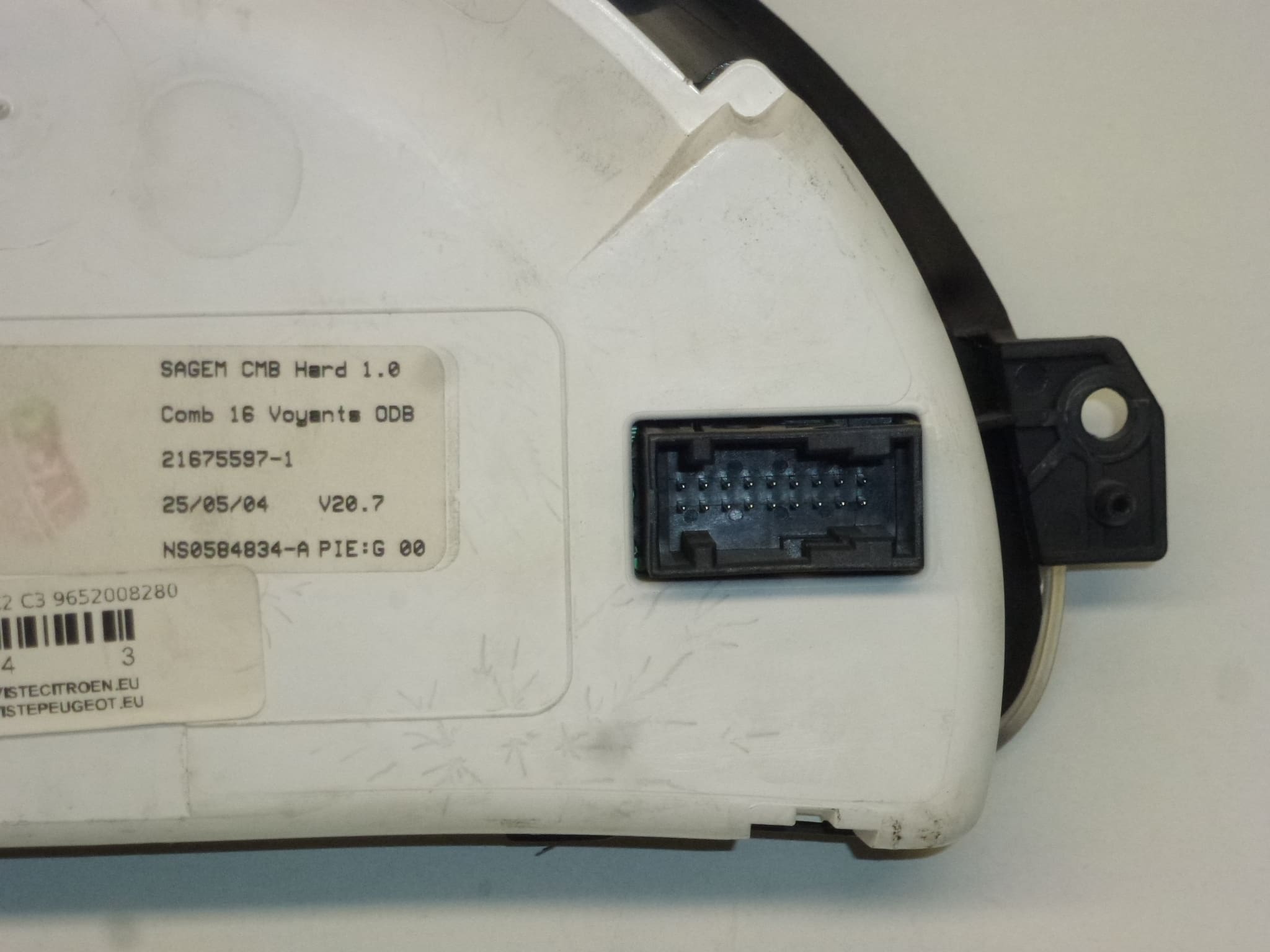 Tachymètre Citroën C2 C3 9652008280 – Image 2