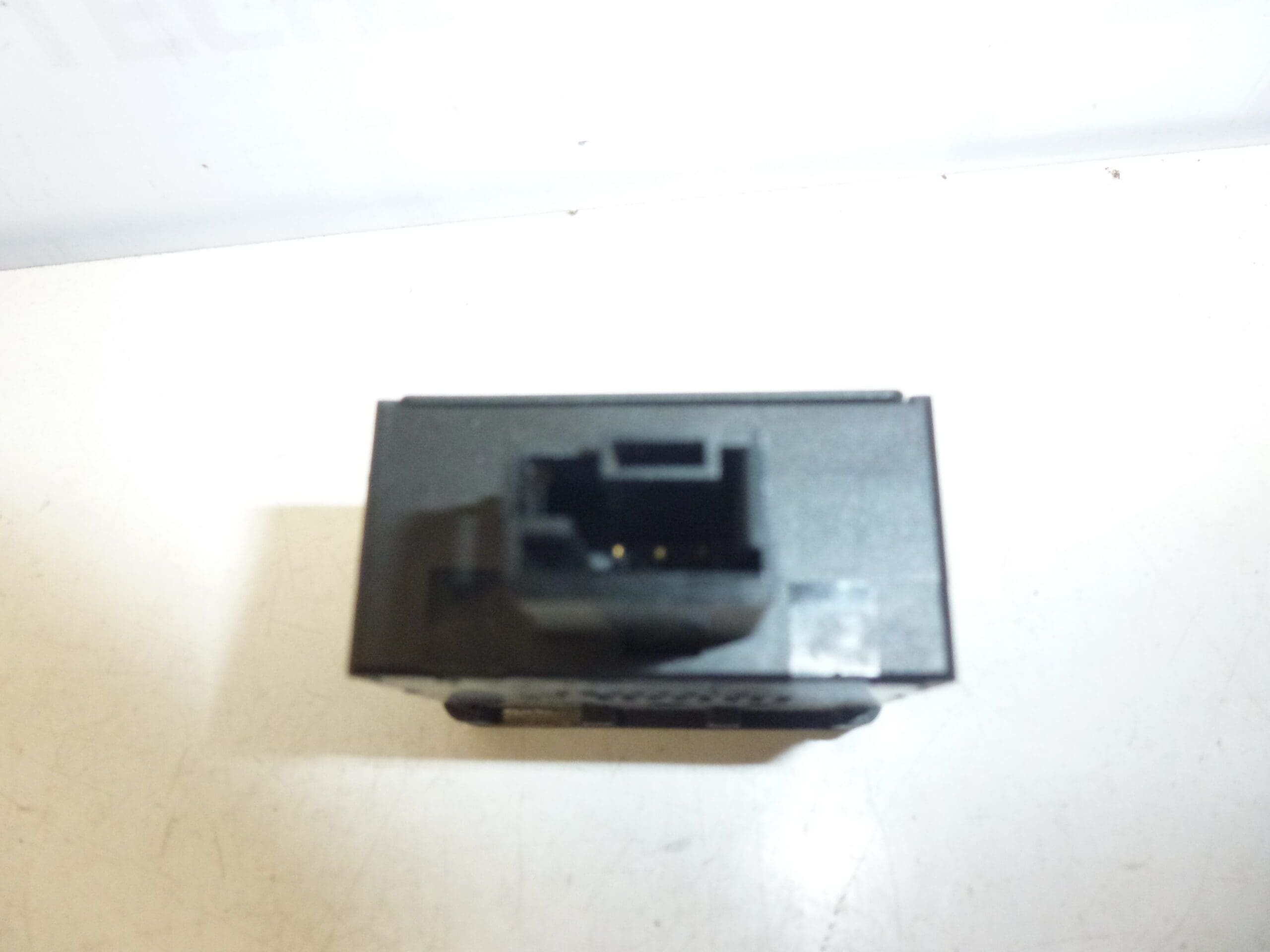 Commande de réglage de la hauteur des phares Citroën/Peugeot 96366692XT – Image 2