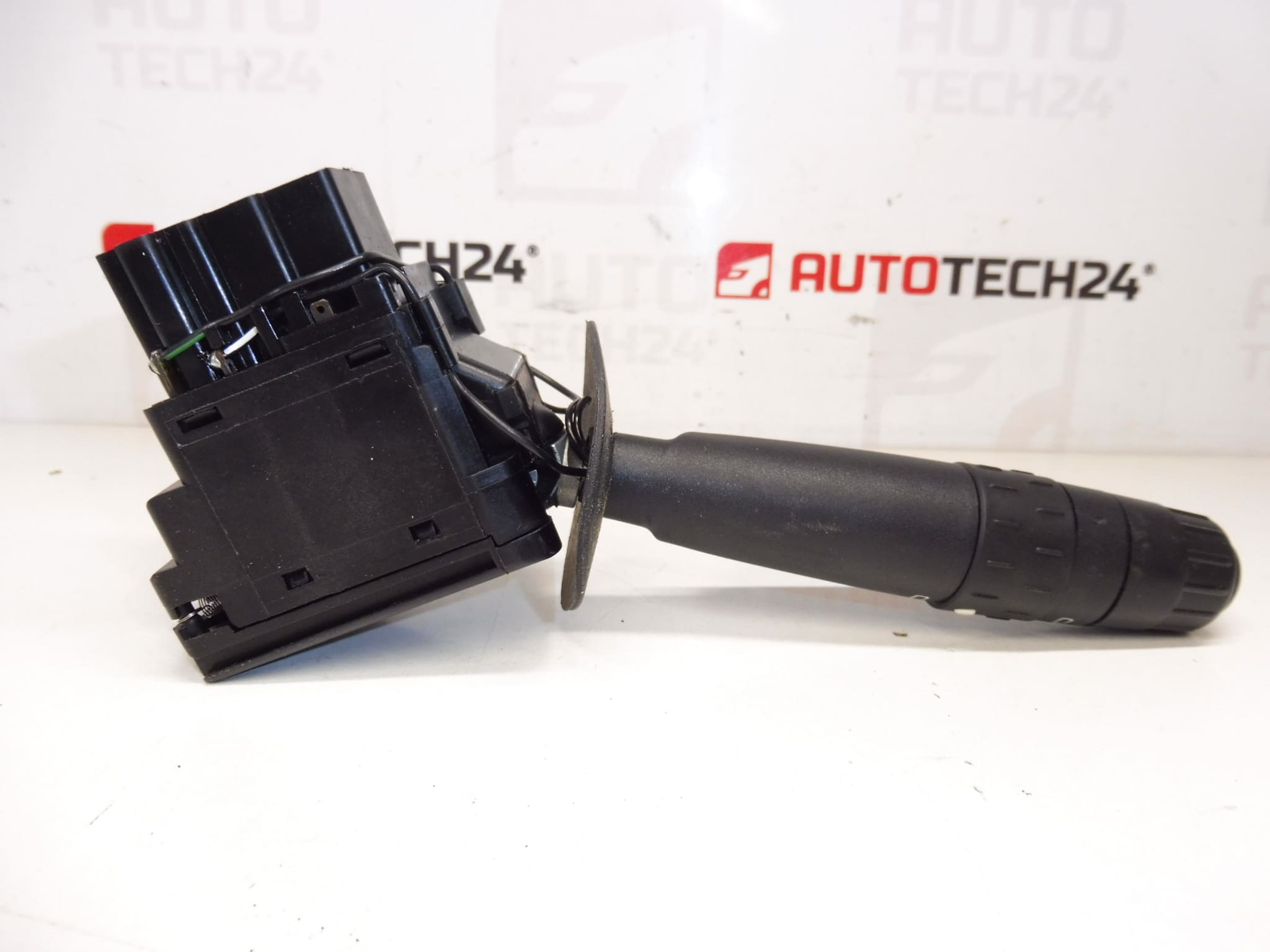 Interrupteur des phares Peugeot/Citroën 96251931ZL 625368 – Image 2