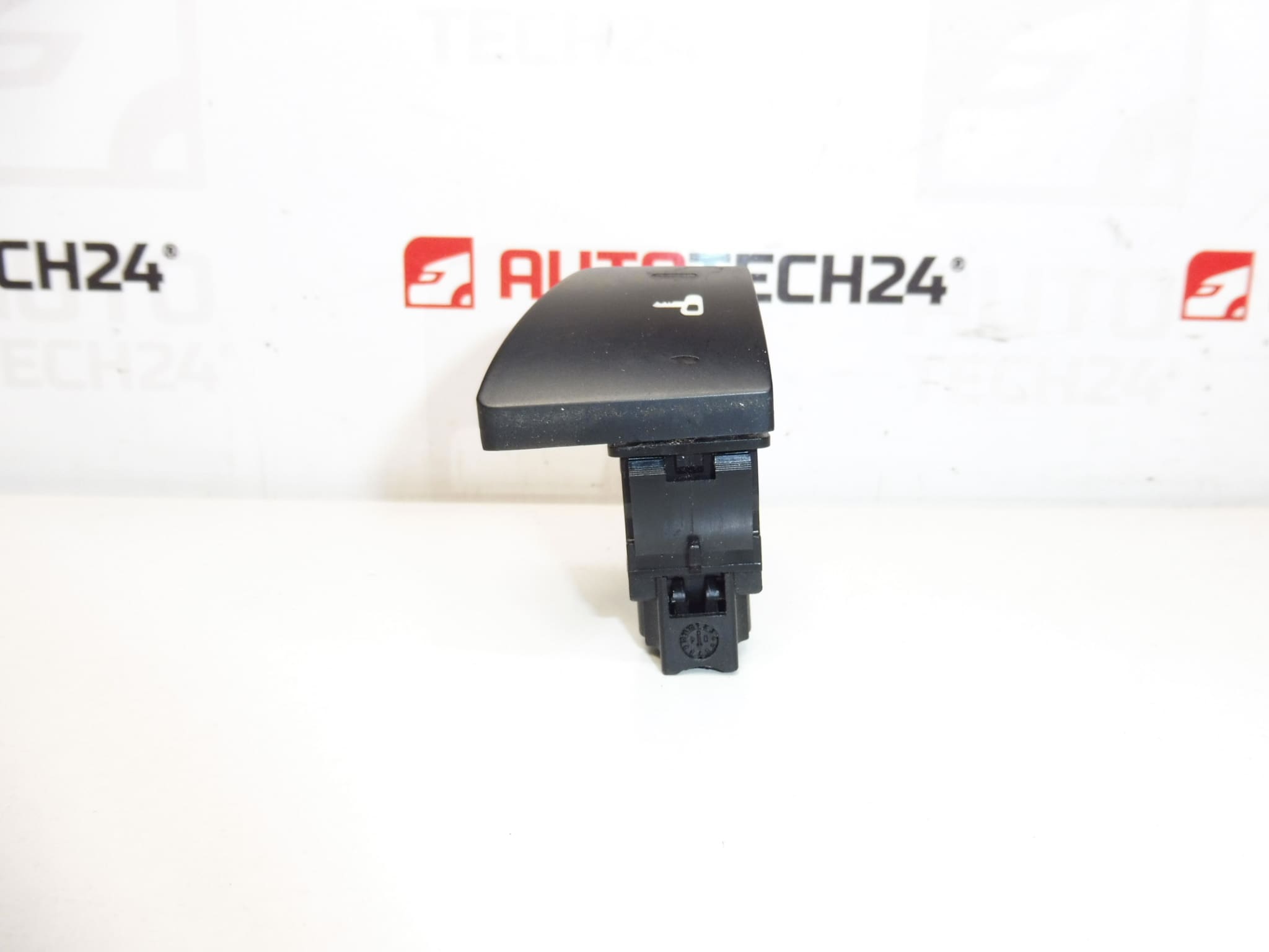 Module de verrouillage central Peugeot 307 96366684XT 96366604XT – Image 2