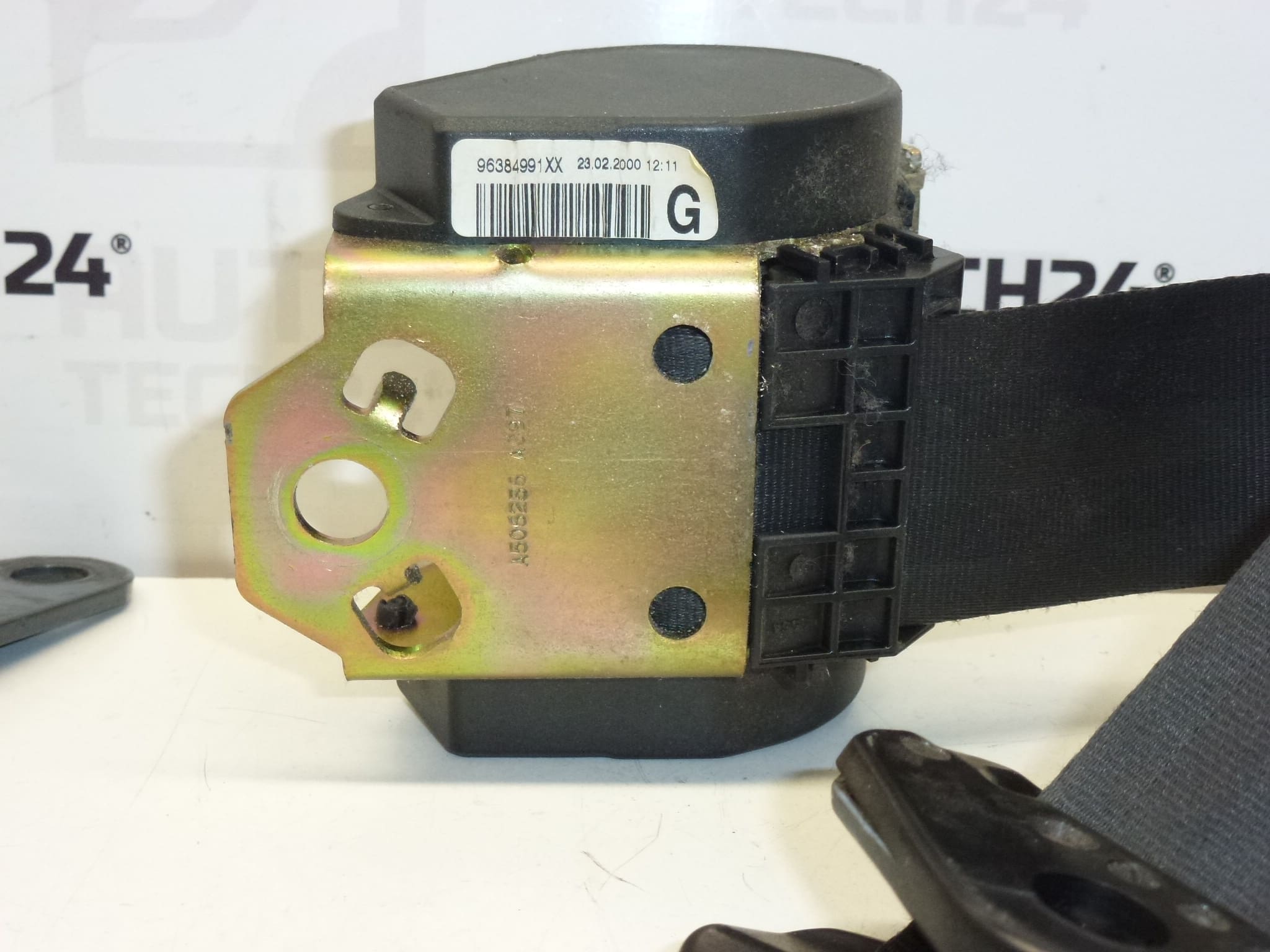 Céinture De Sécurité Avant Gauche Peugeot 406 96384991XX 8974CT – Image 2