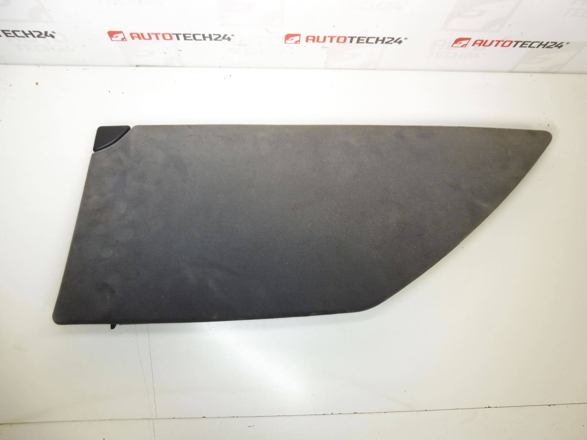 Couvercle du vide-poches côté conducteur pour Citroën C8 et Peugeot 807 - 8218TQ – Image 2