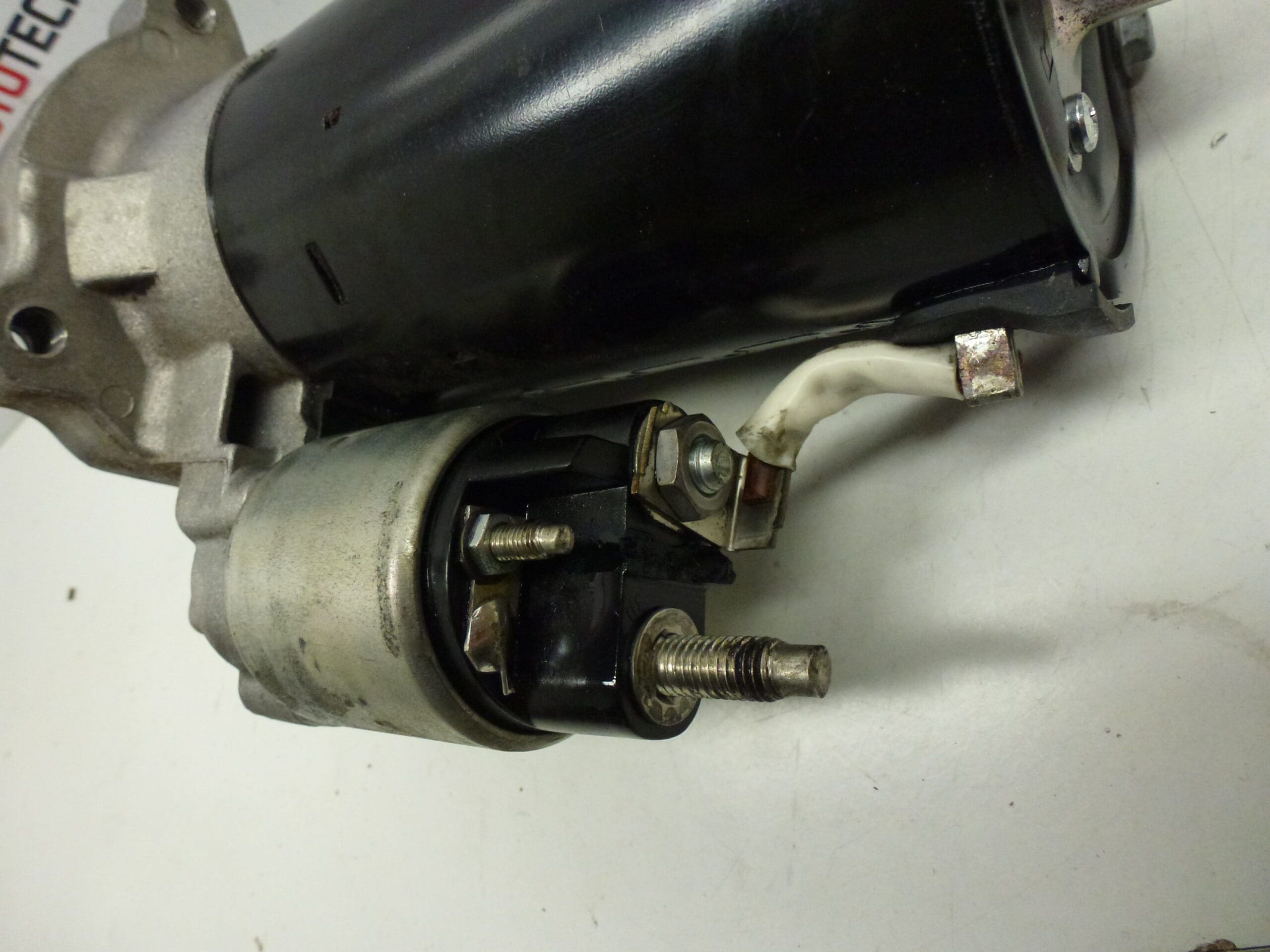 Démarreur BOSCH 0986018970 96356597 pour Citroën et Peugeot 2.0 2.2 HDI – Image 2