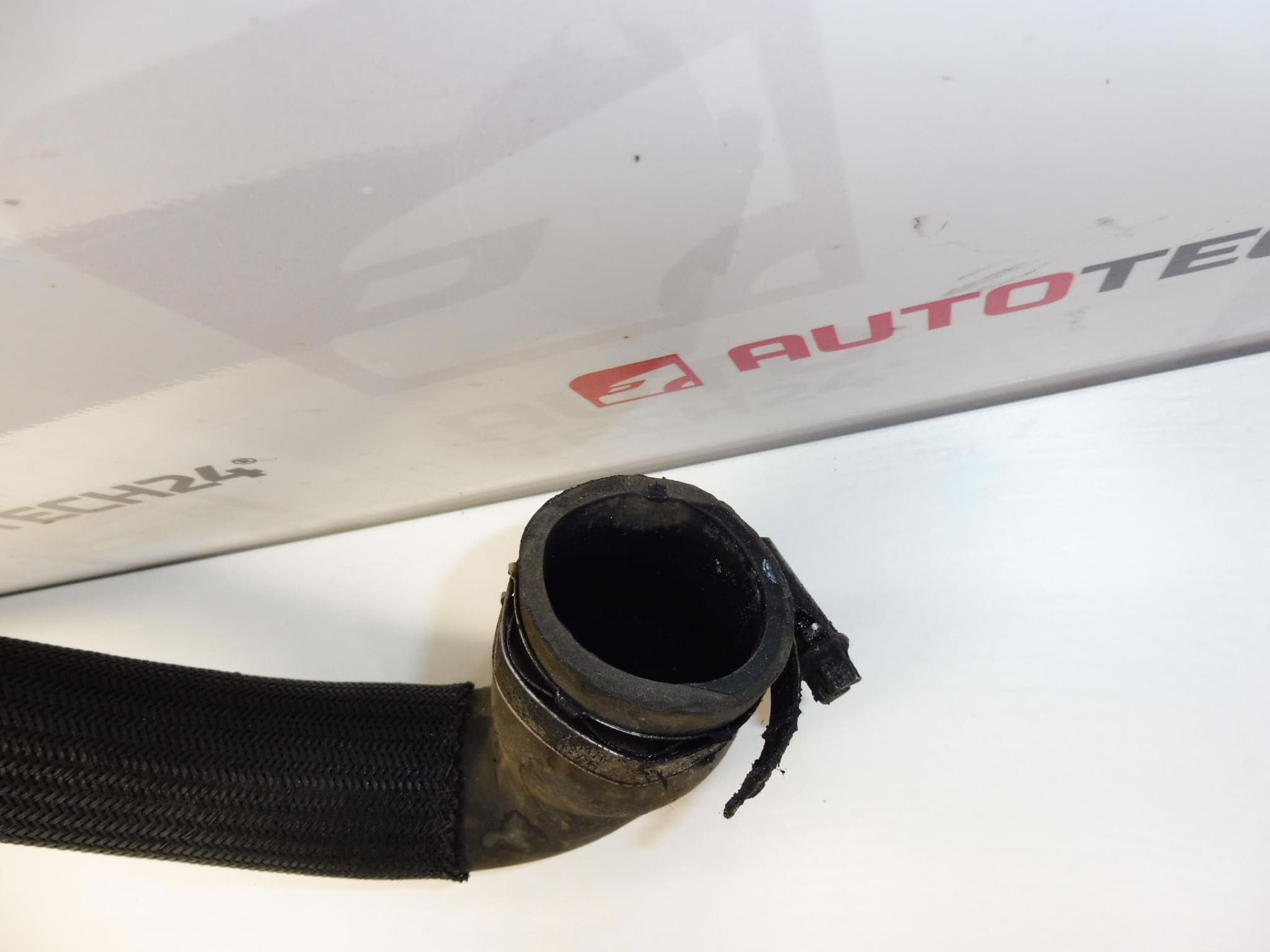 Durite d'eau pour Citroën/Peugeot 1.6 HDi 1351RE – Image 2