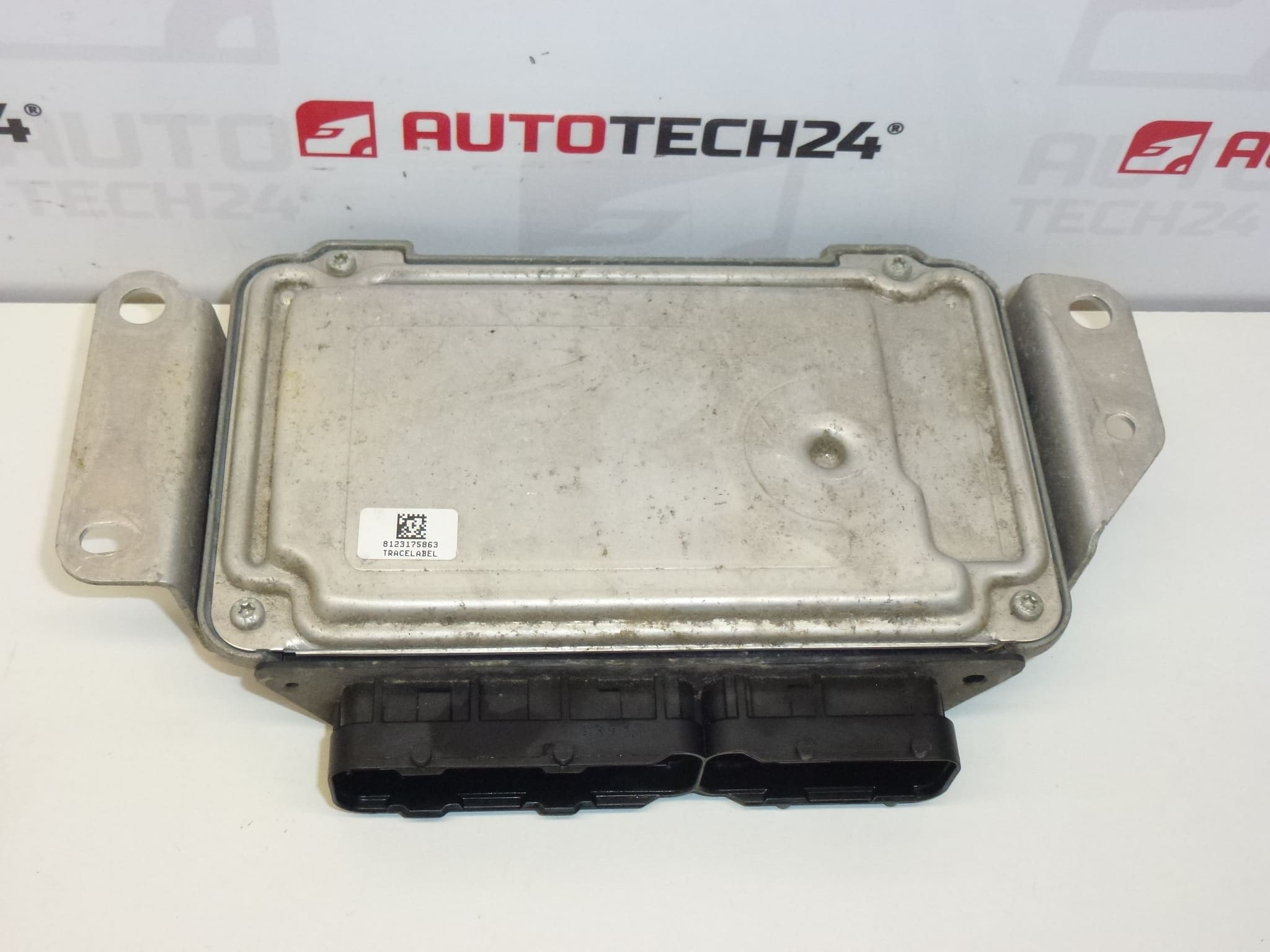 Unité de commande moteur Bosch 1.0i 1KR 89661-0H070 0261S04464 1943FE – Image 2