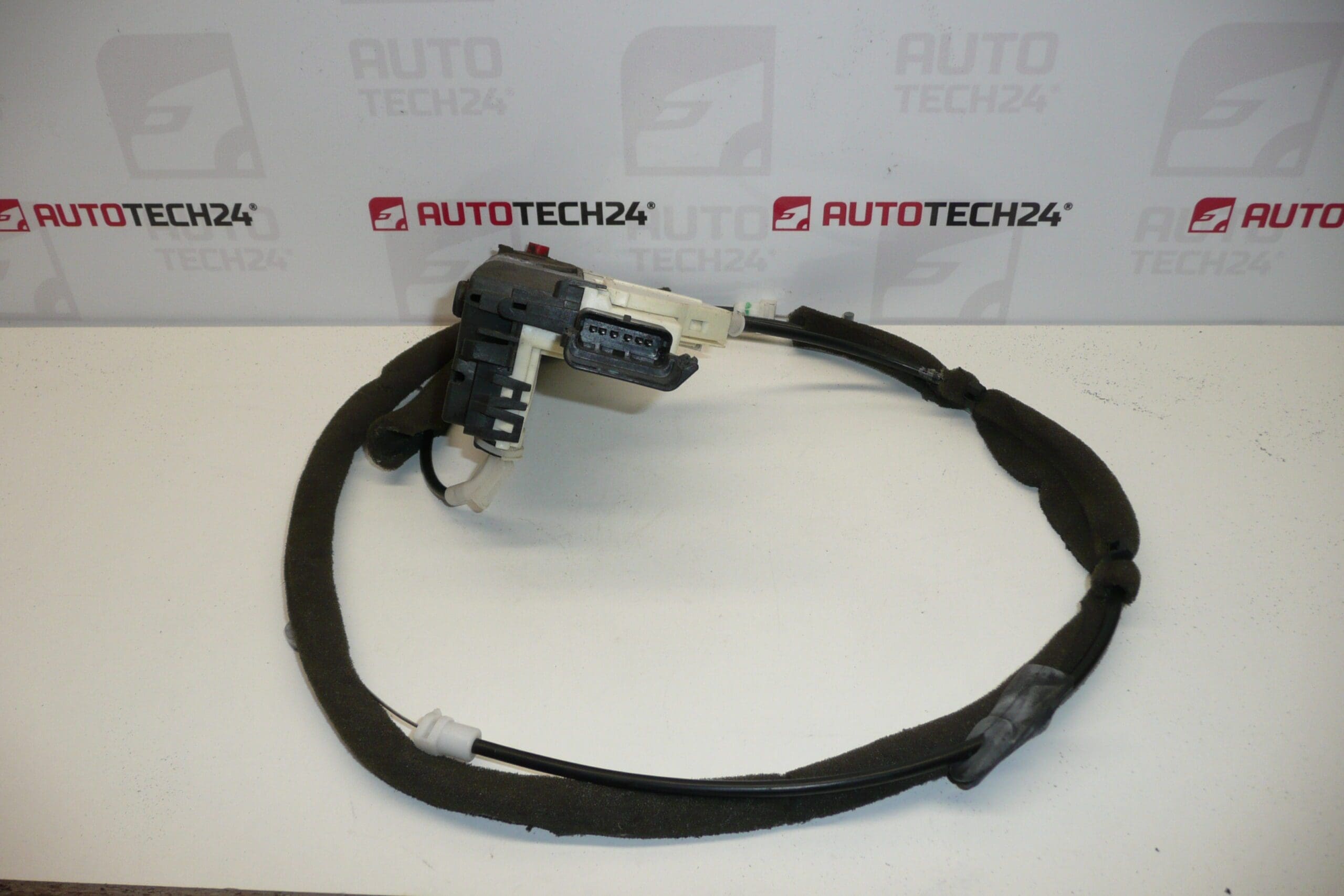 Serrure Électrique de Porte Citroën Berlingo III PSA 828421 – Image 2