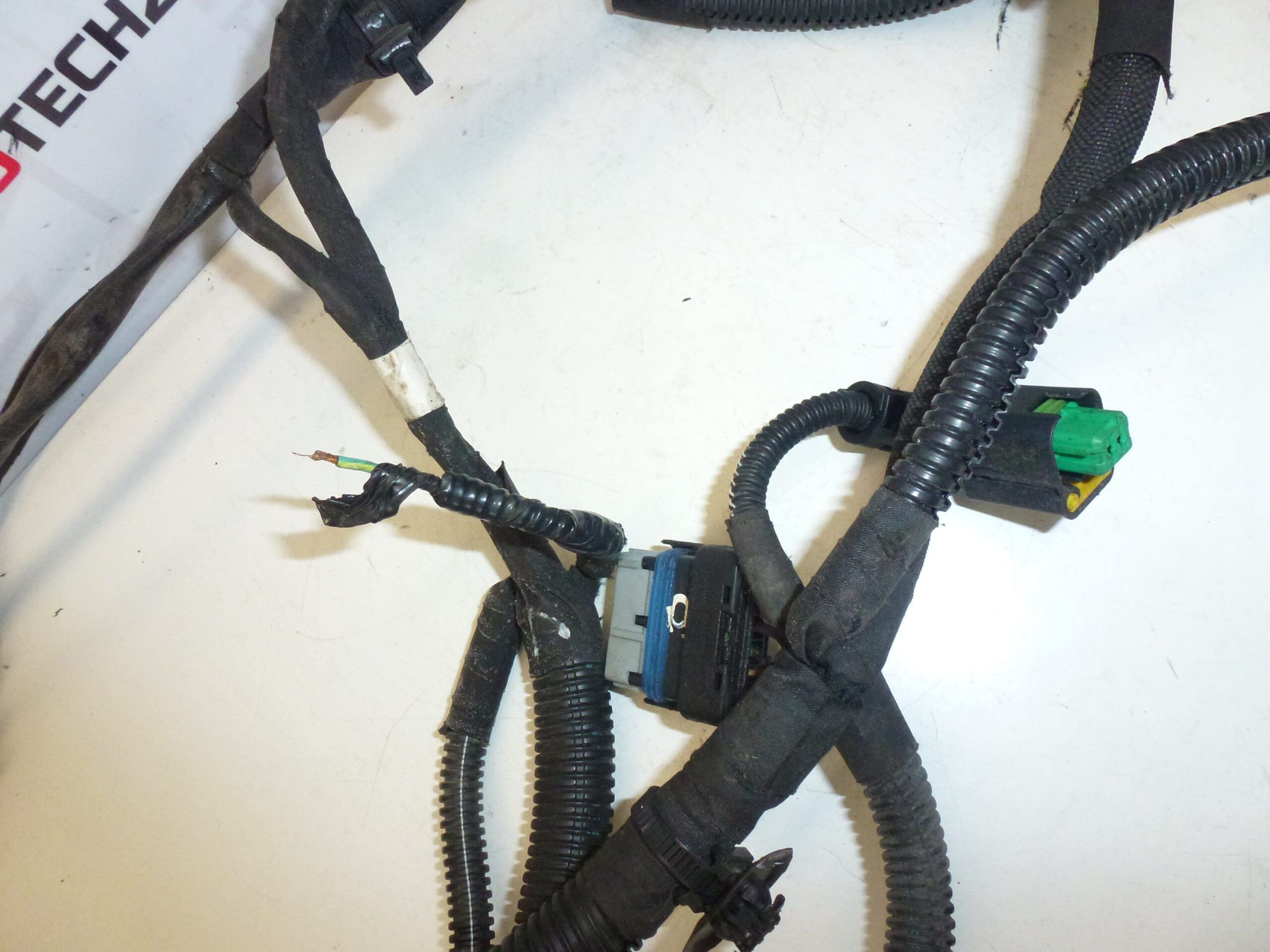 Faisceau moteur Peugeot 207 1.4i KFT 9686360080 6585P9 – Image 2