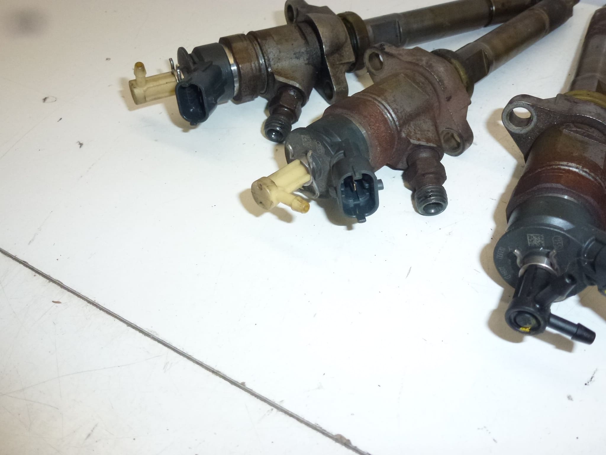 Kit d'injecteurs Bosch 1.6 HDi (55 et 66 kW) 0445110311 – Image 2