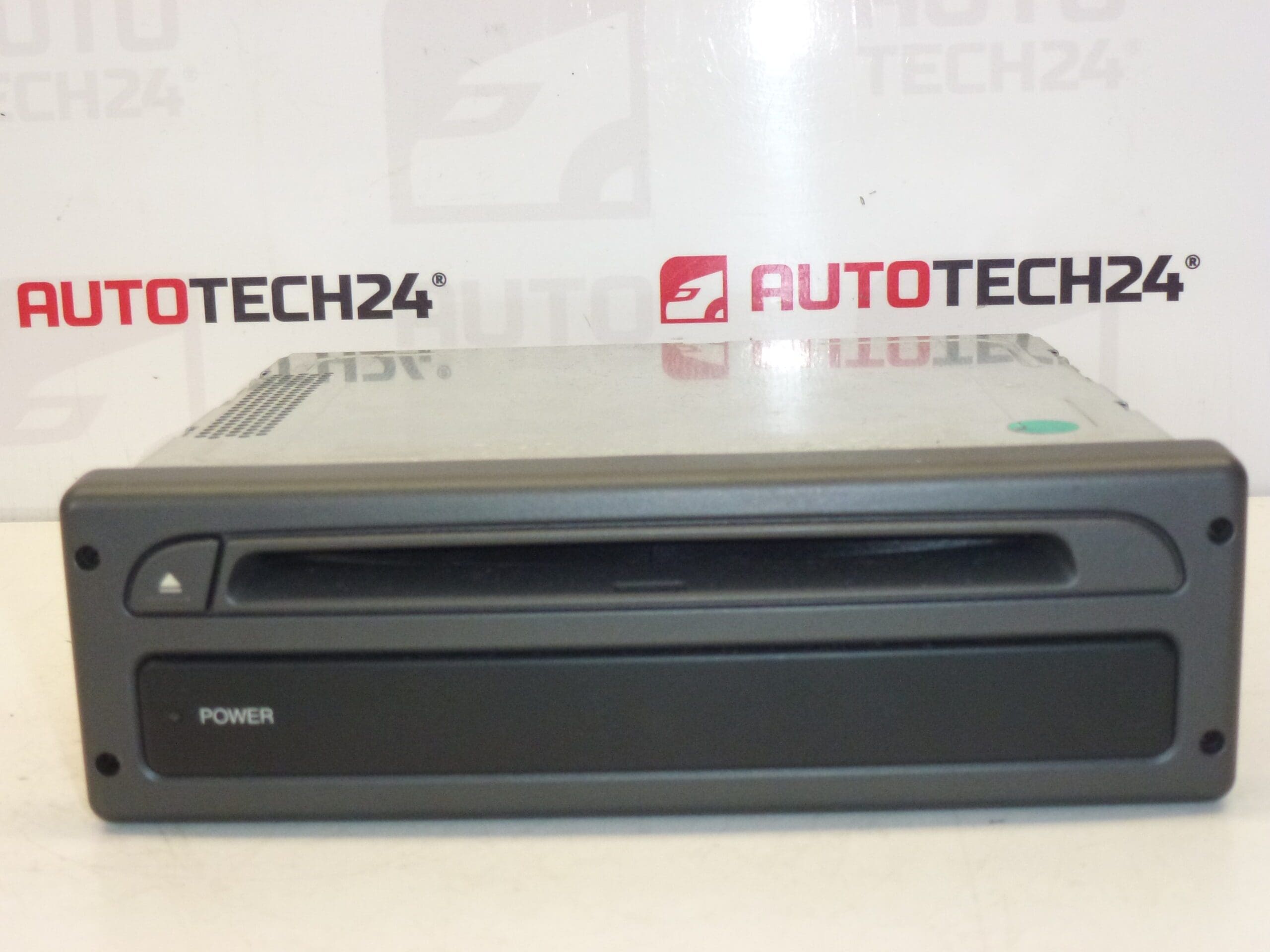 Lecteur de navigation Citroën/Peugeot 9644987380 – Image 2