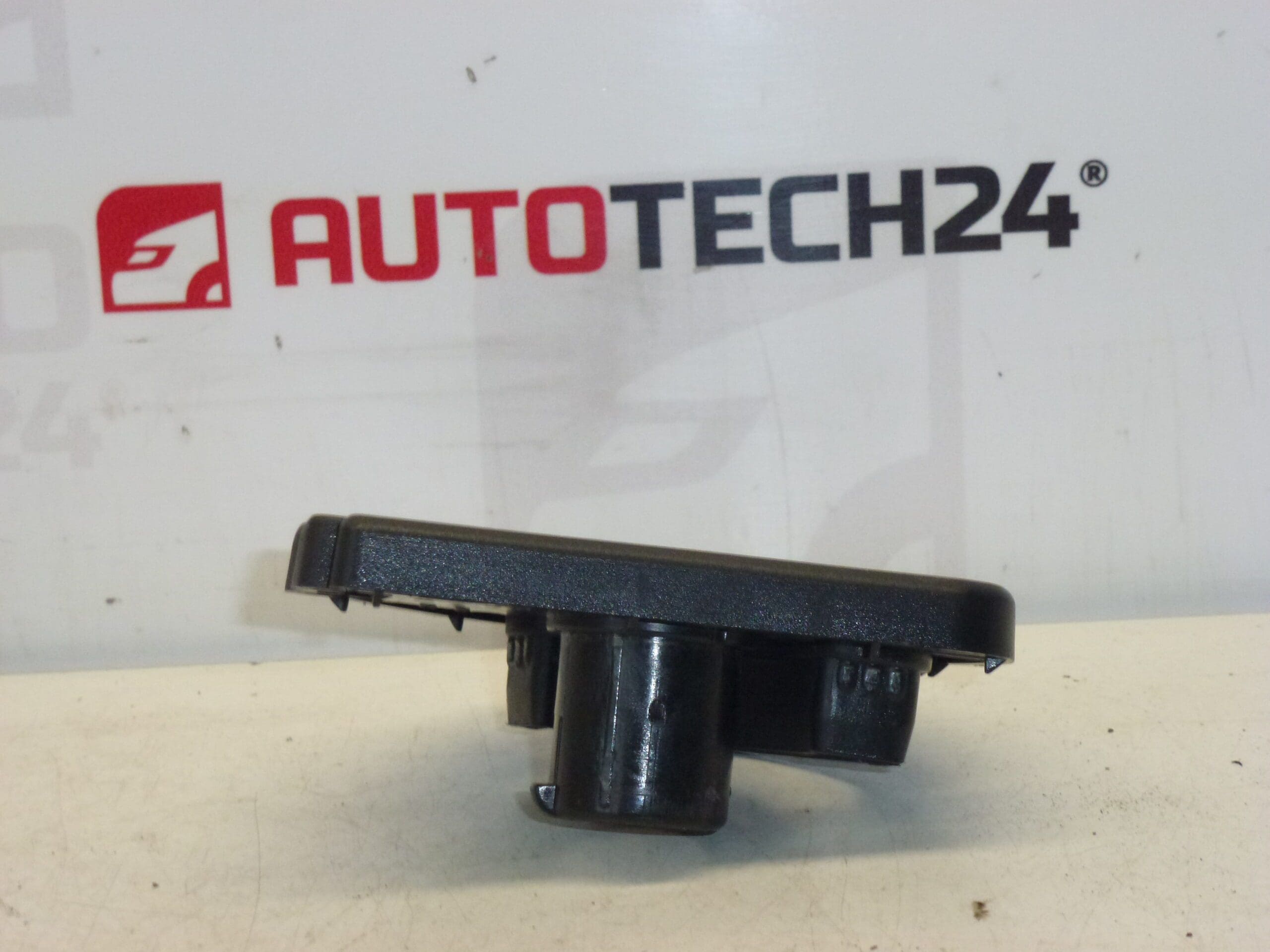 Mécanisme d'accoudoir droit pour PSA 8969RG – Image 2