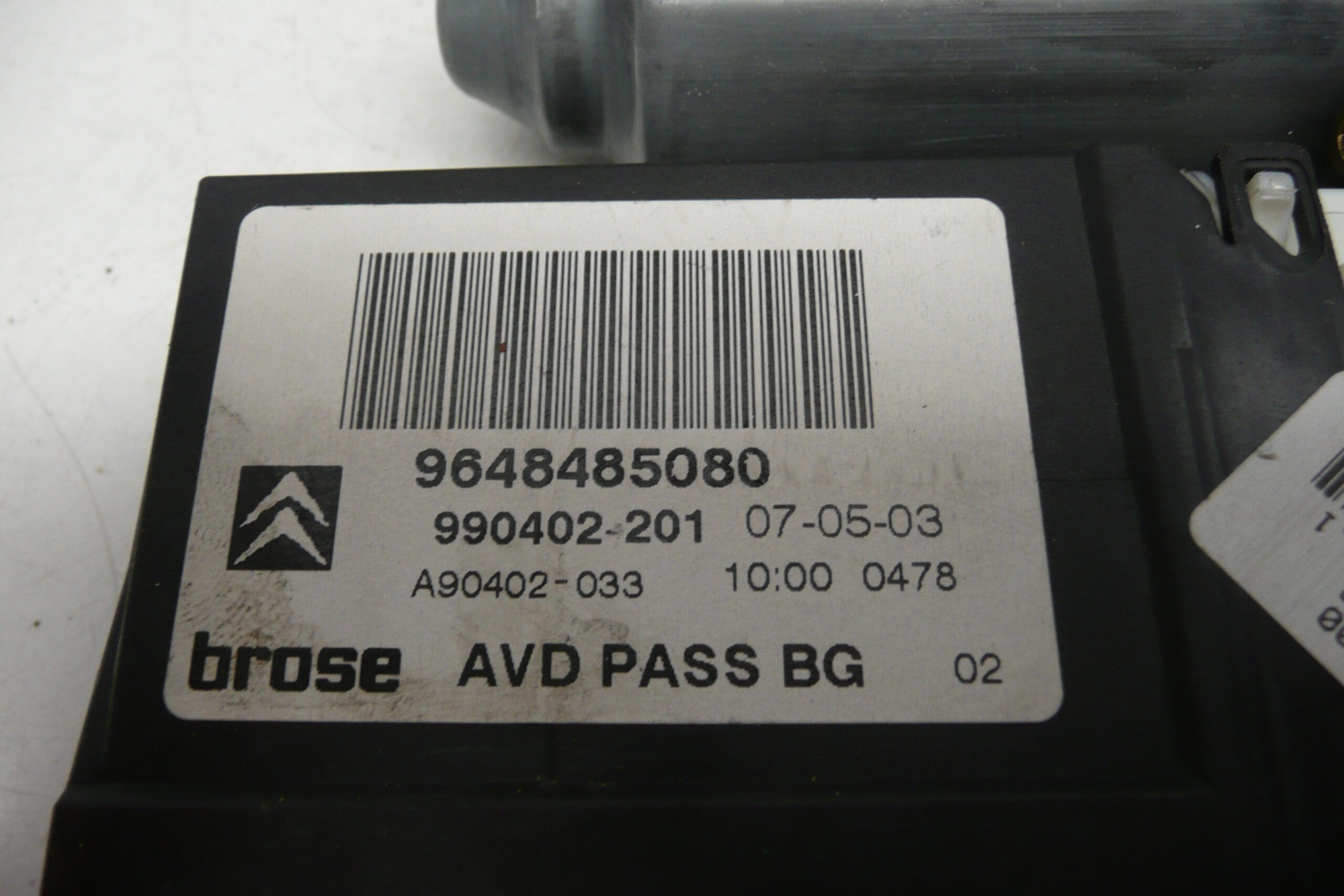 Moteur lève-vitre avant droit d'occasion pour Citroën C5 9648485080 – Image 2