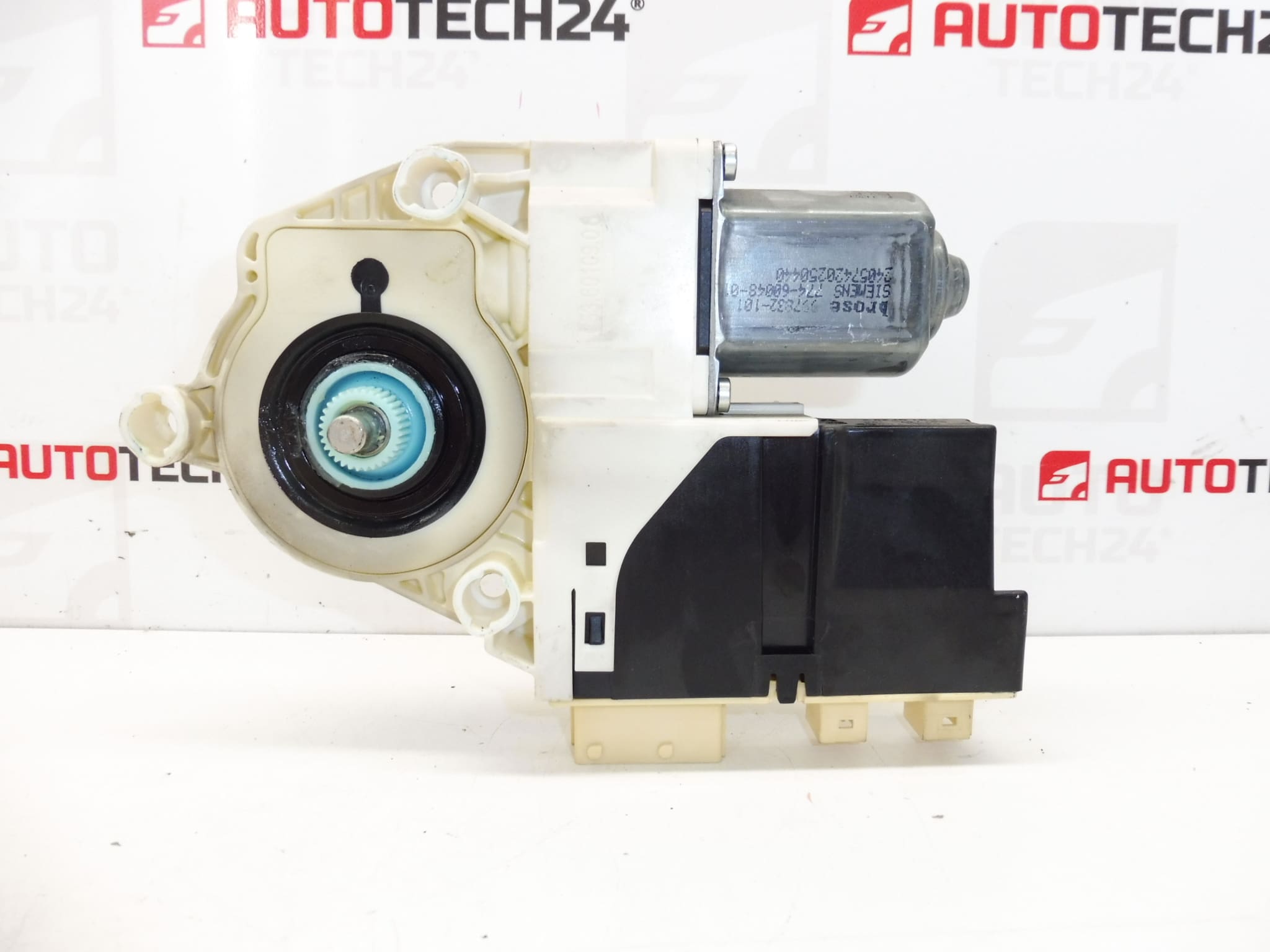 Moteur de lève-vitre avant gauche Peugeot 307 9681587480 – Image 2