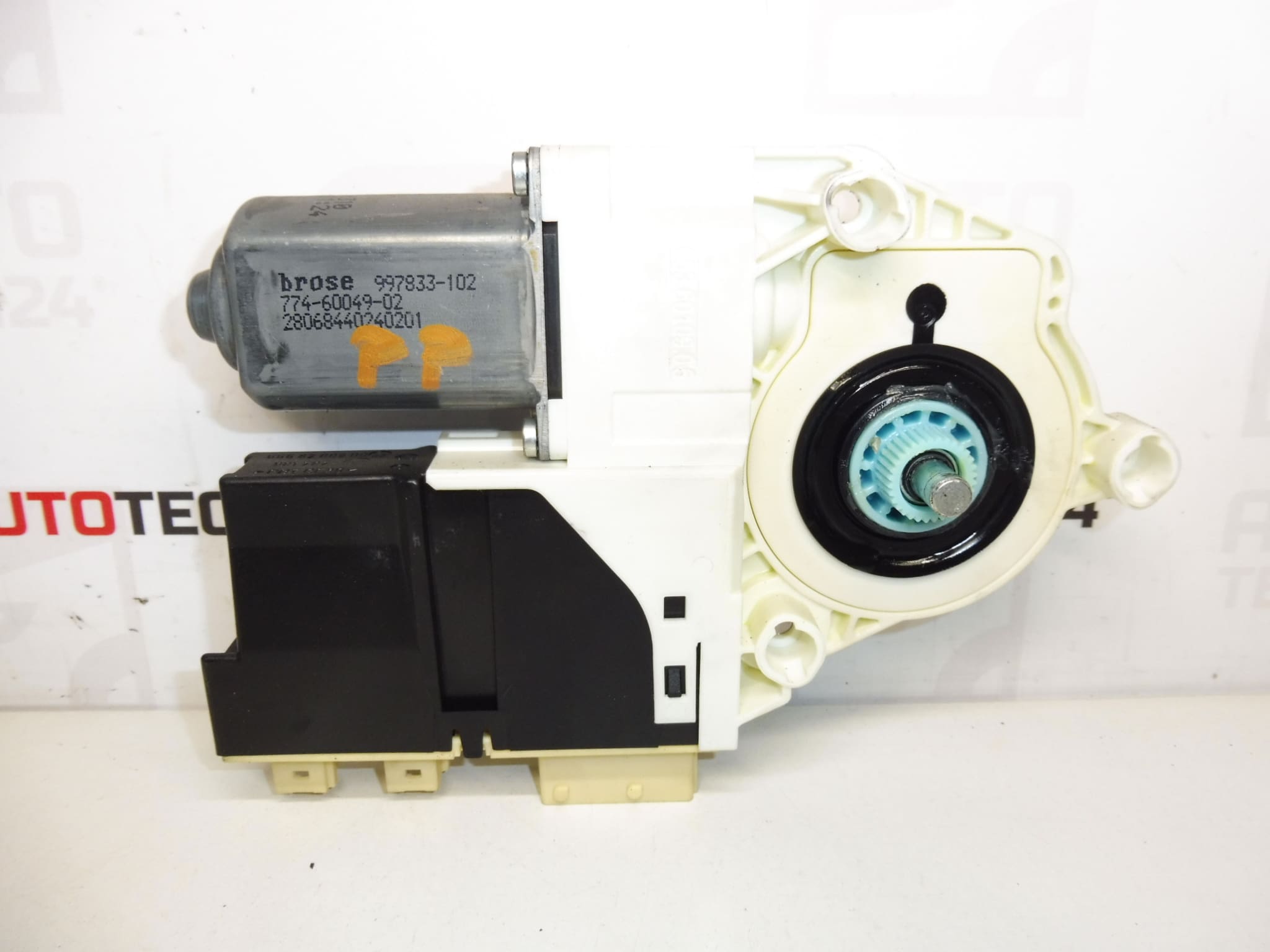 Moteur de lève-vitre avant droit pour Citroën/Peugeot 1400794680 9222AF – Image 2